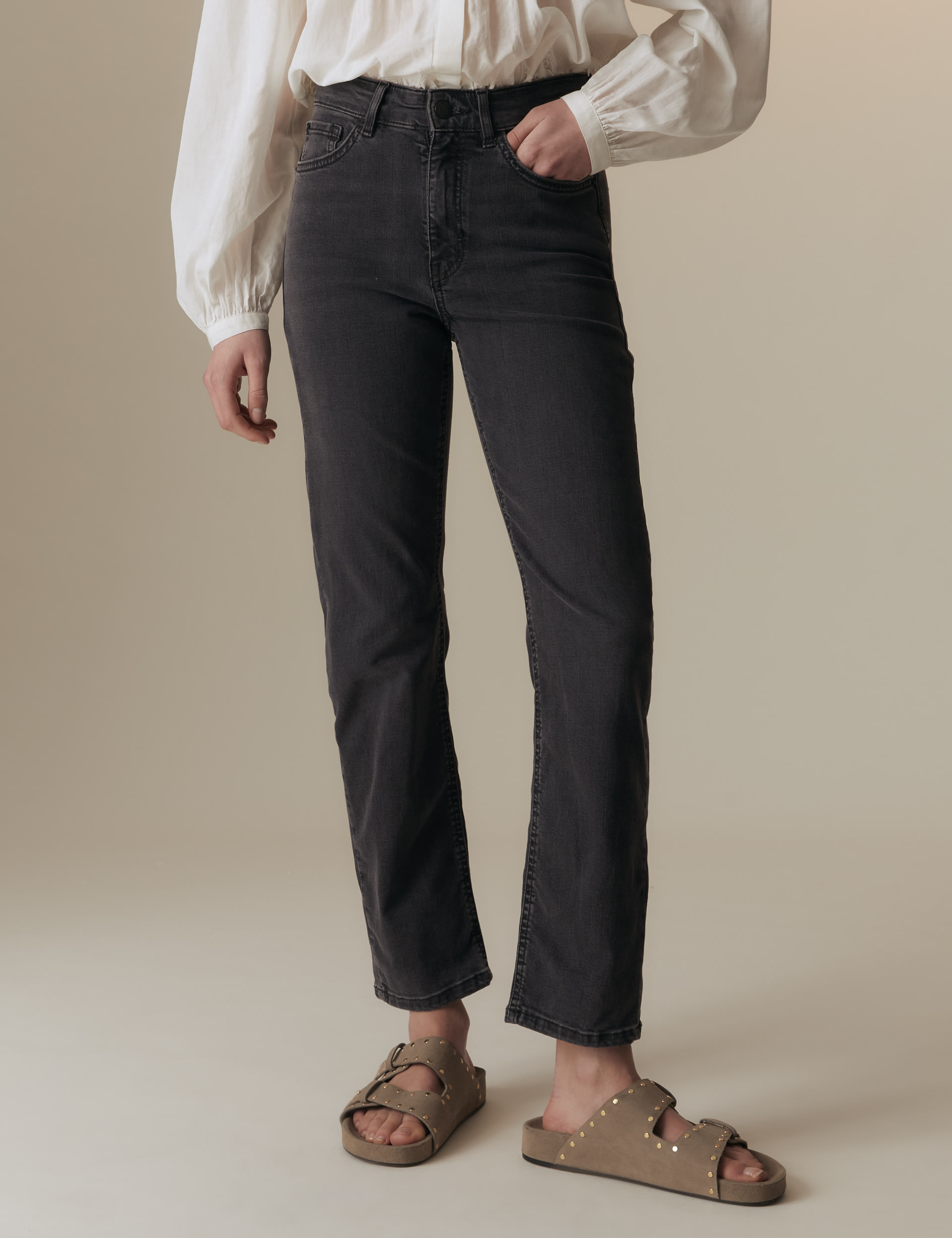 Lyocell Rich Straight Leg Jeans 3 of 6