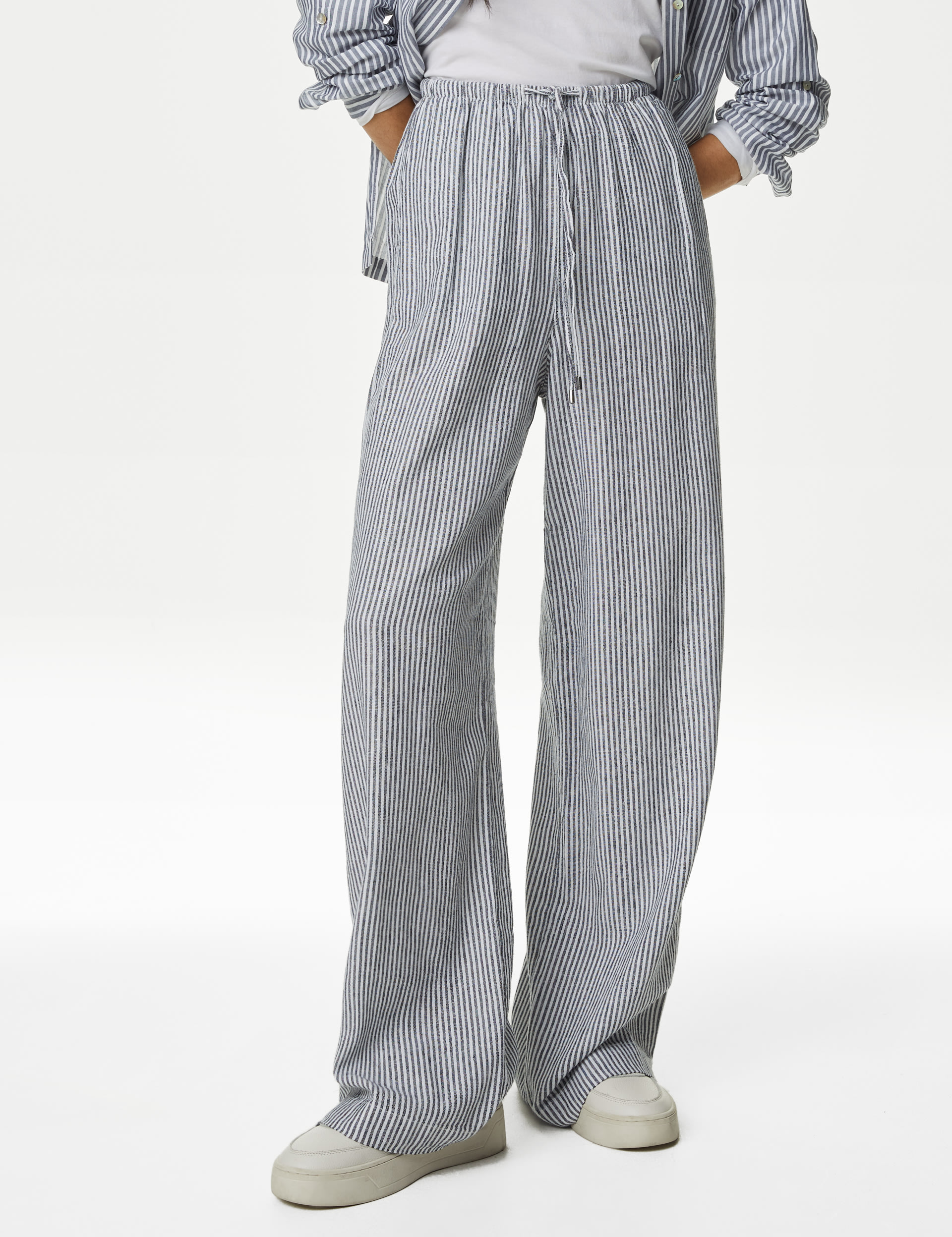 Linen Blend Wide Leg Trousers 4 of 5