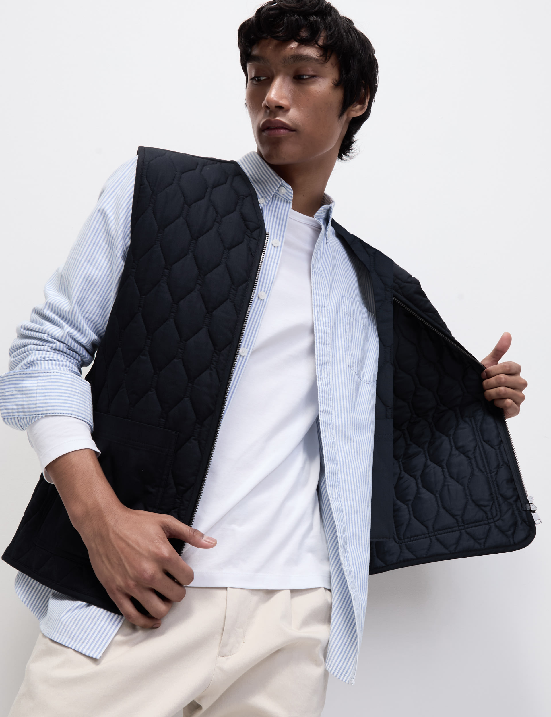 Pure Cotton Quilted Gilet with Stormwear™ 6 of 7