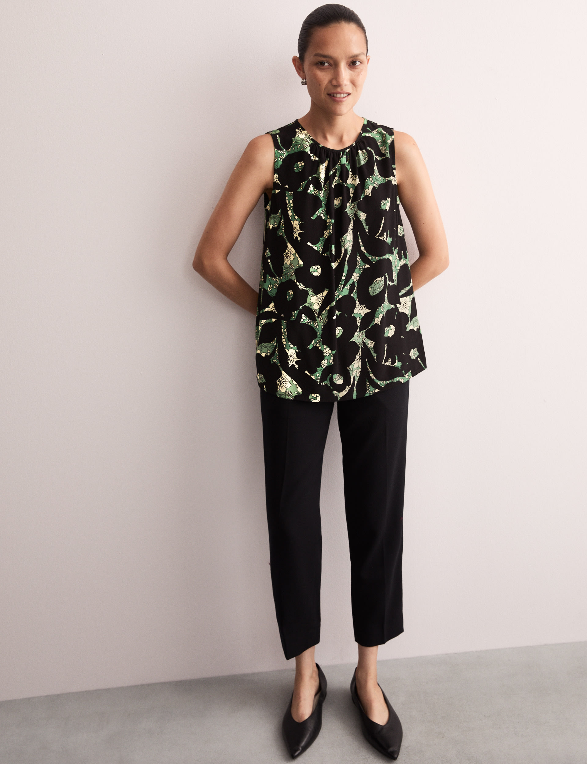 Floral Round Neck Blouse 6 of 7