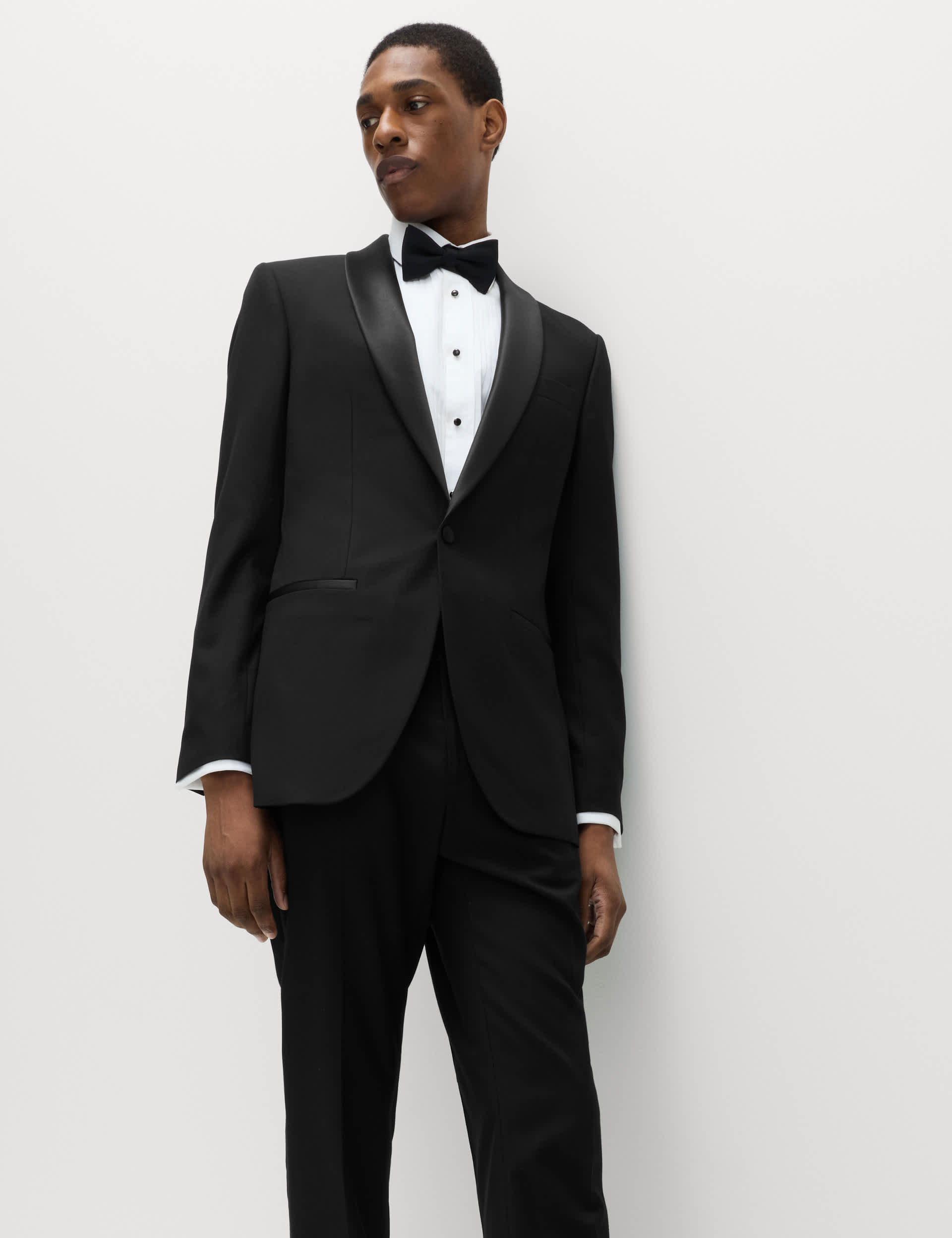 2 Piece Slim Fit Stretch Tuxedo Suit thumbnail 3