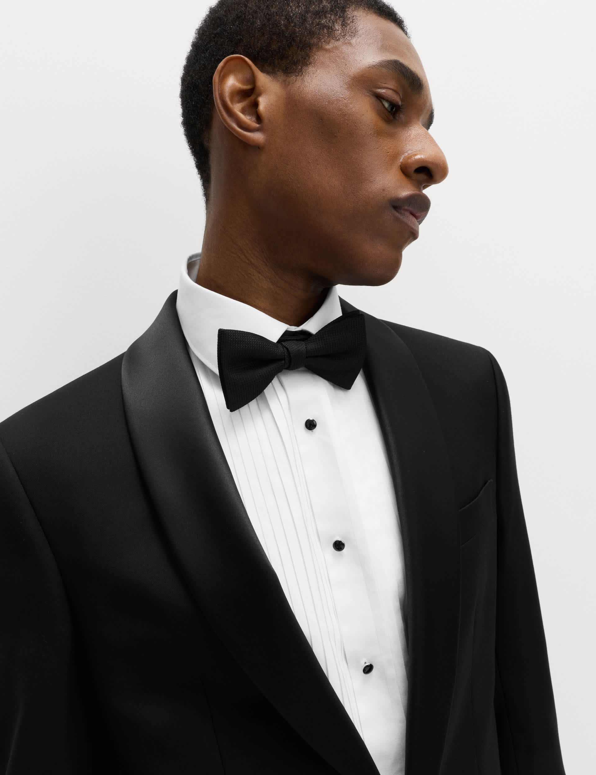 2 Piece Slim Fit Stretch Tuxedo Suit thumbnail 6