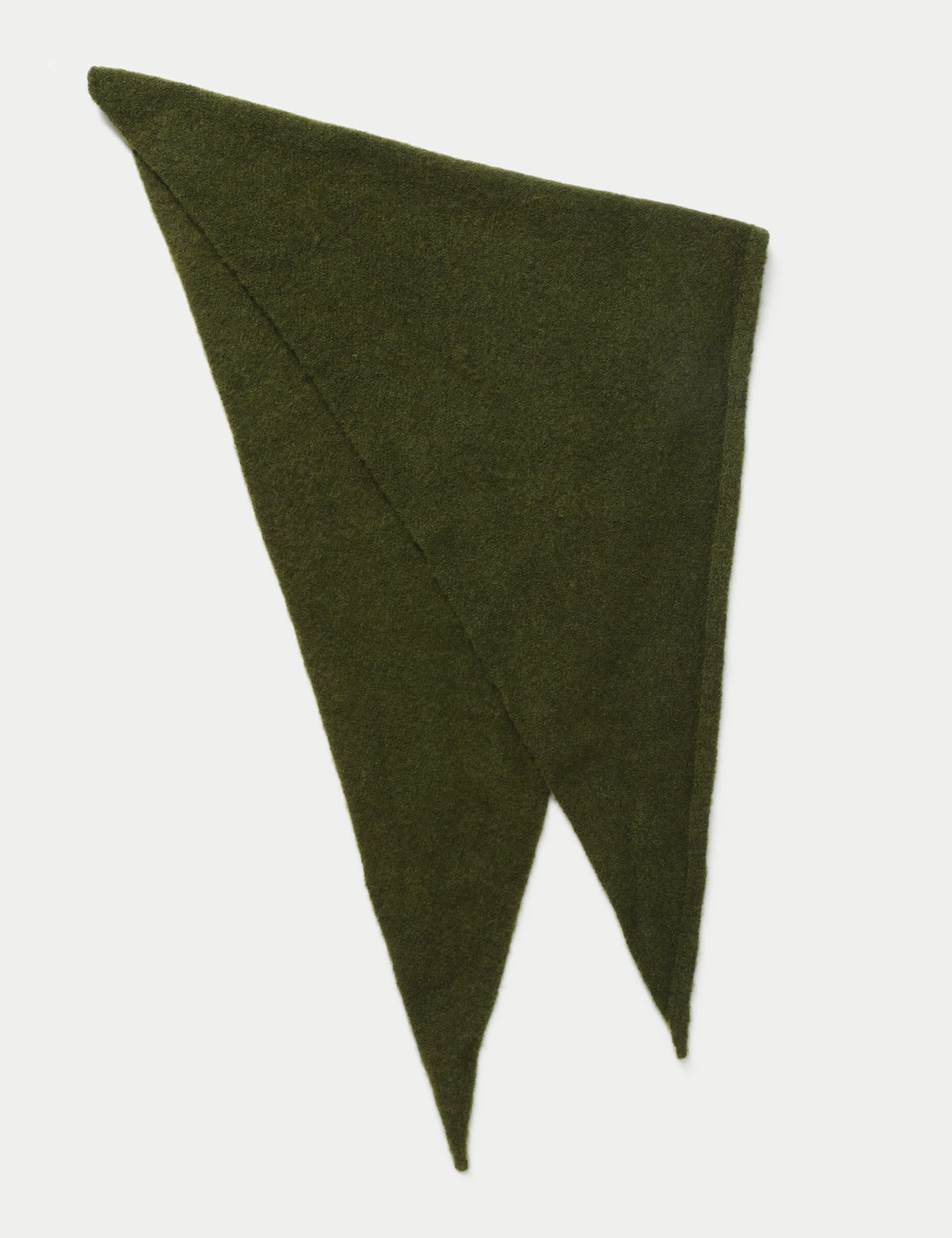 Knitted Triangle Neckerchief