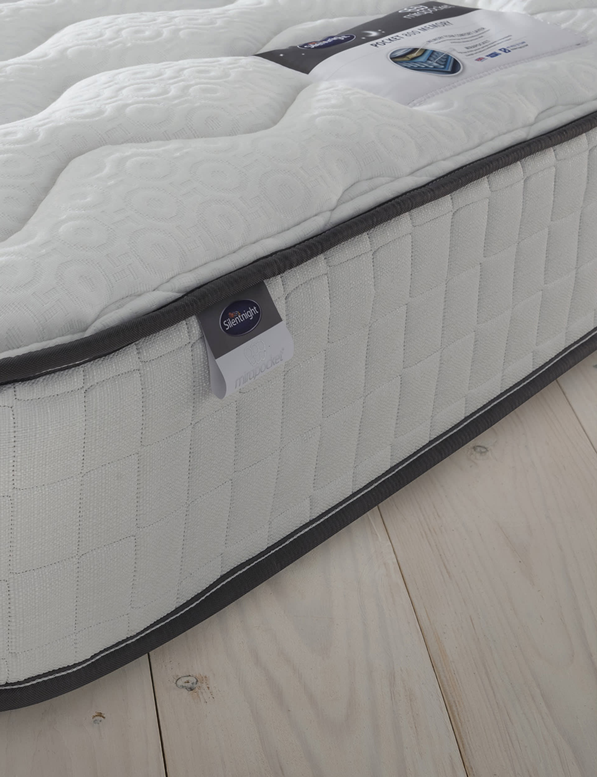 800 Memory Foam Pocket Spring Medium Mattress