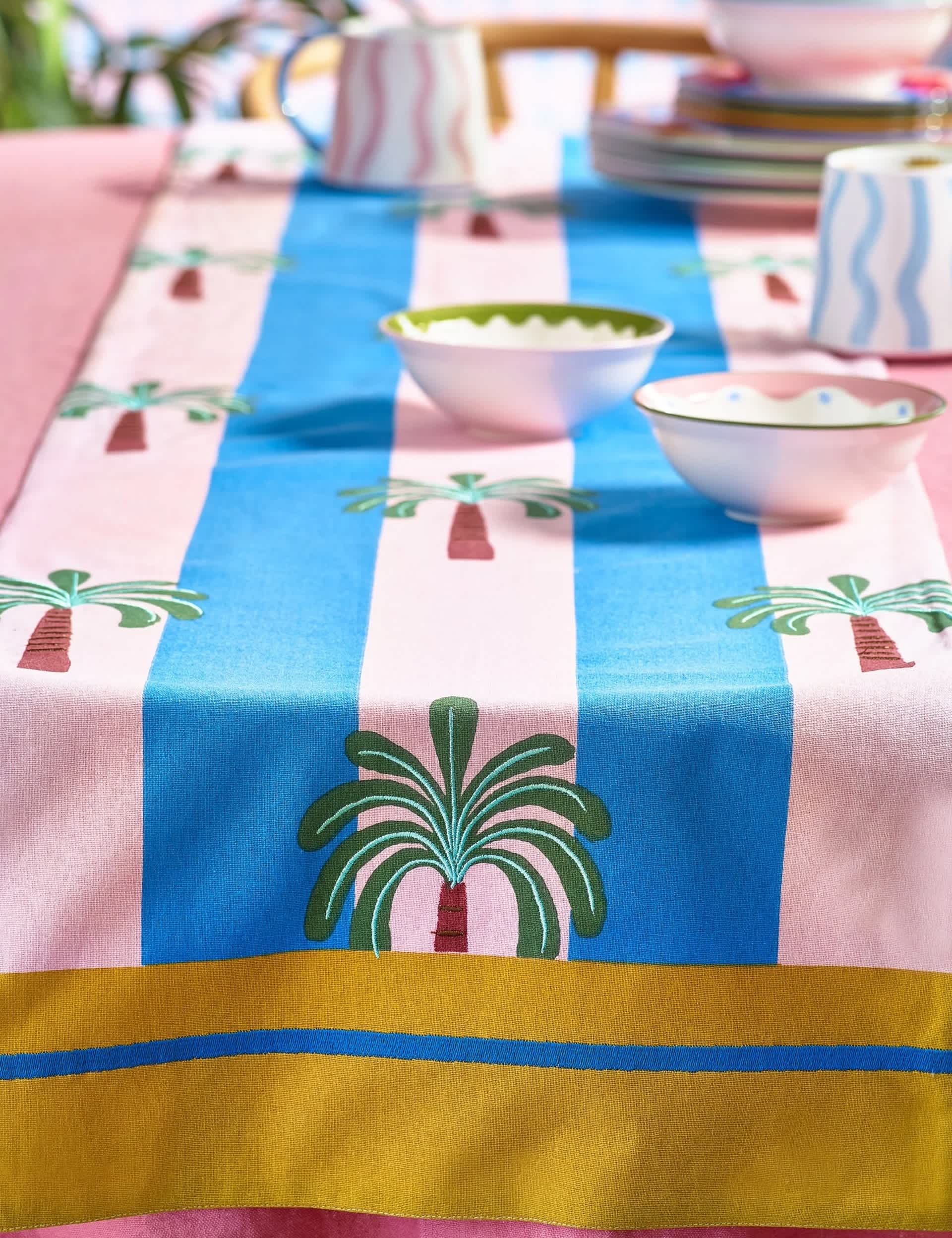 Electric Coast Palm Tree Pure Cotton Table Runner