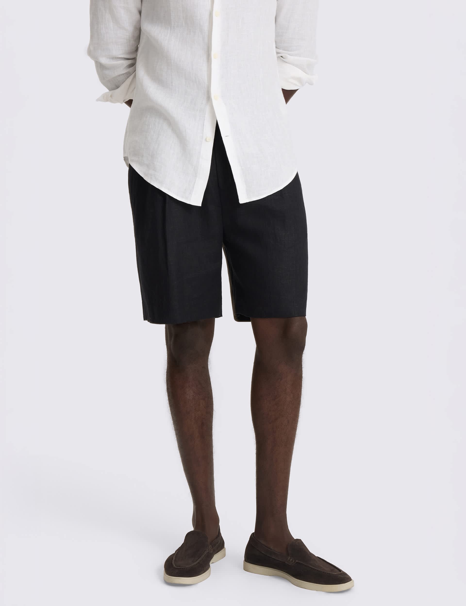 Linen Rich Single Pleat Lightweight Shorts