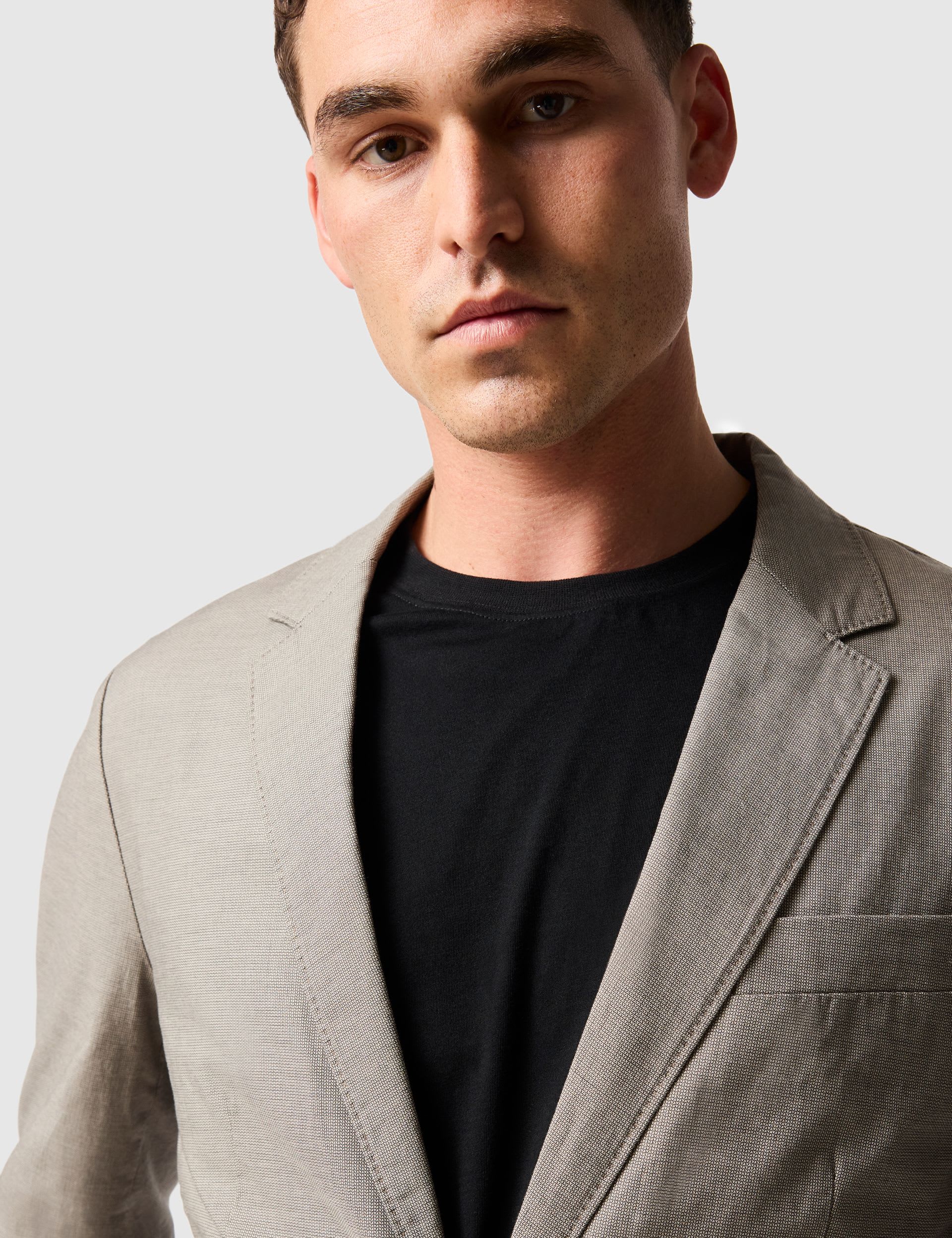 Gunn Cotton Rich Sports Fit Blazer Jacket thumbnail 2