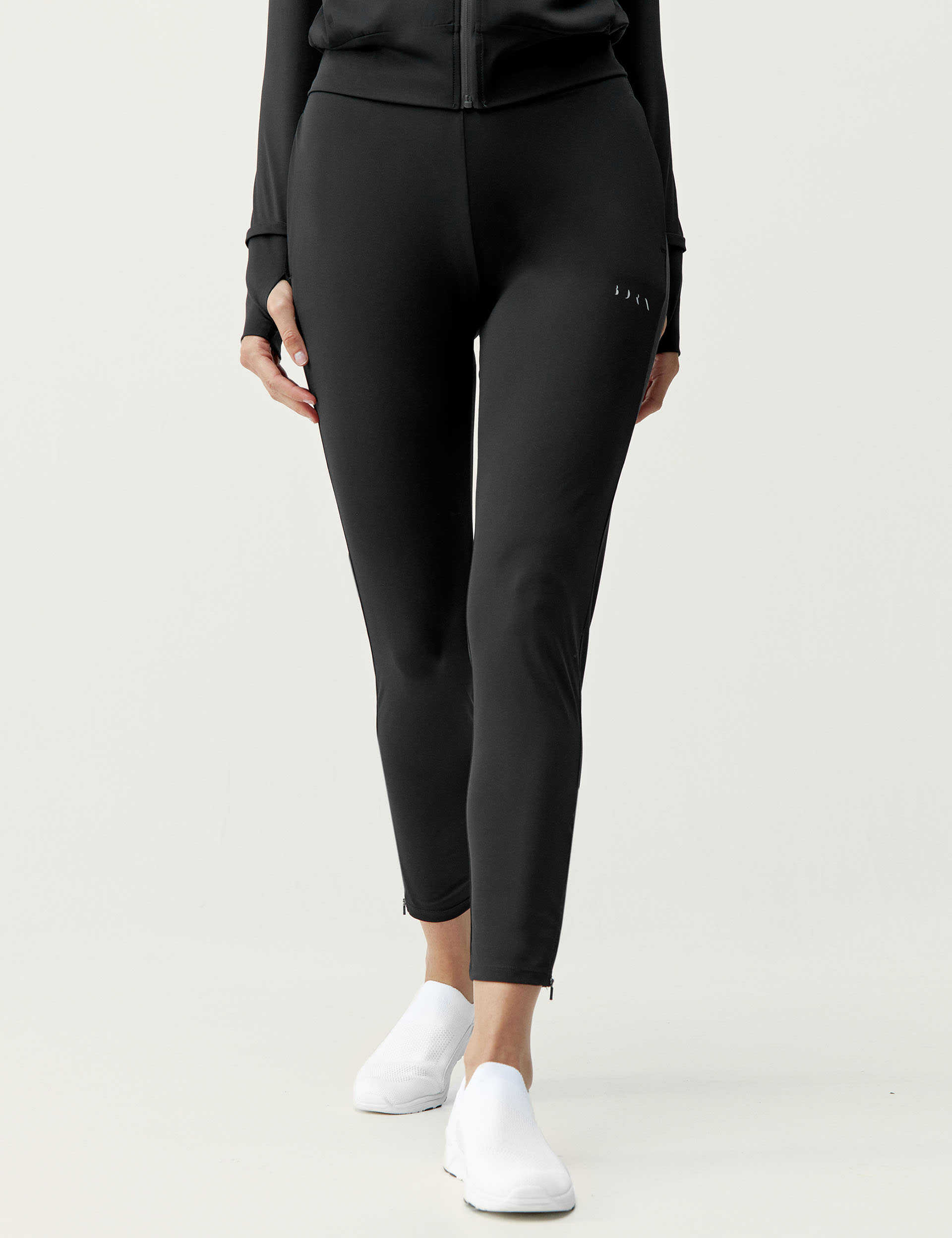 Airla Slim Fit High Waisted Joggers BORN M S