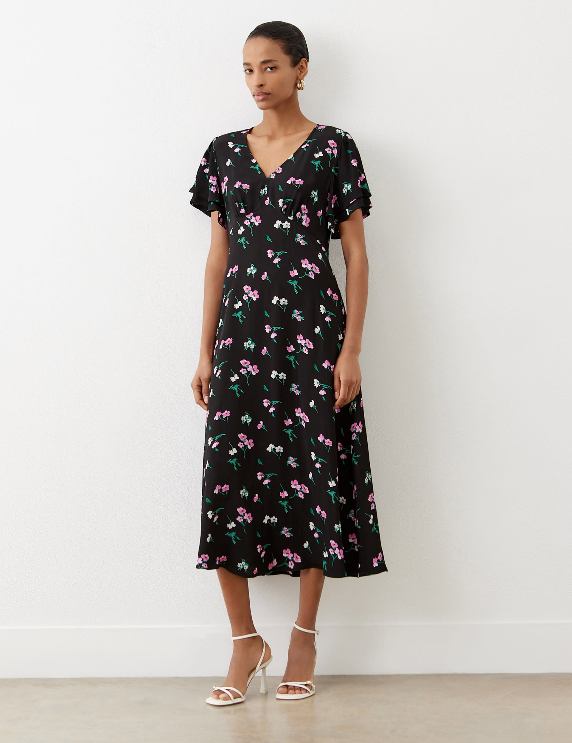 Floral V Front Tea Soft Touch Dress