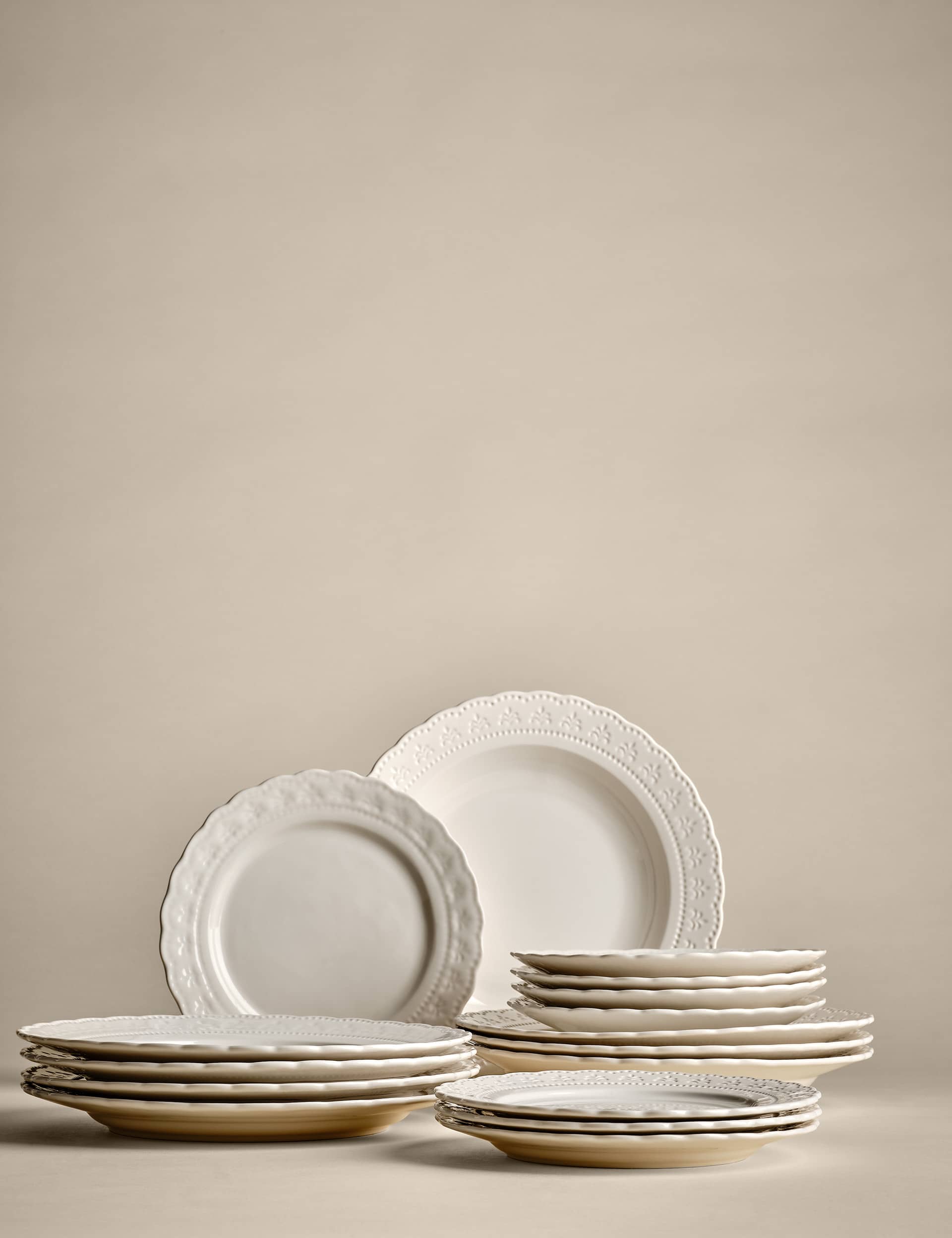 16-Piece-Vintage-Dinner-Set