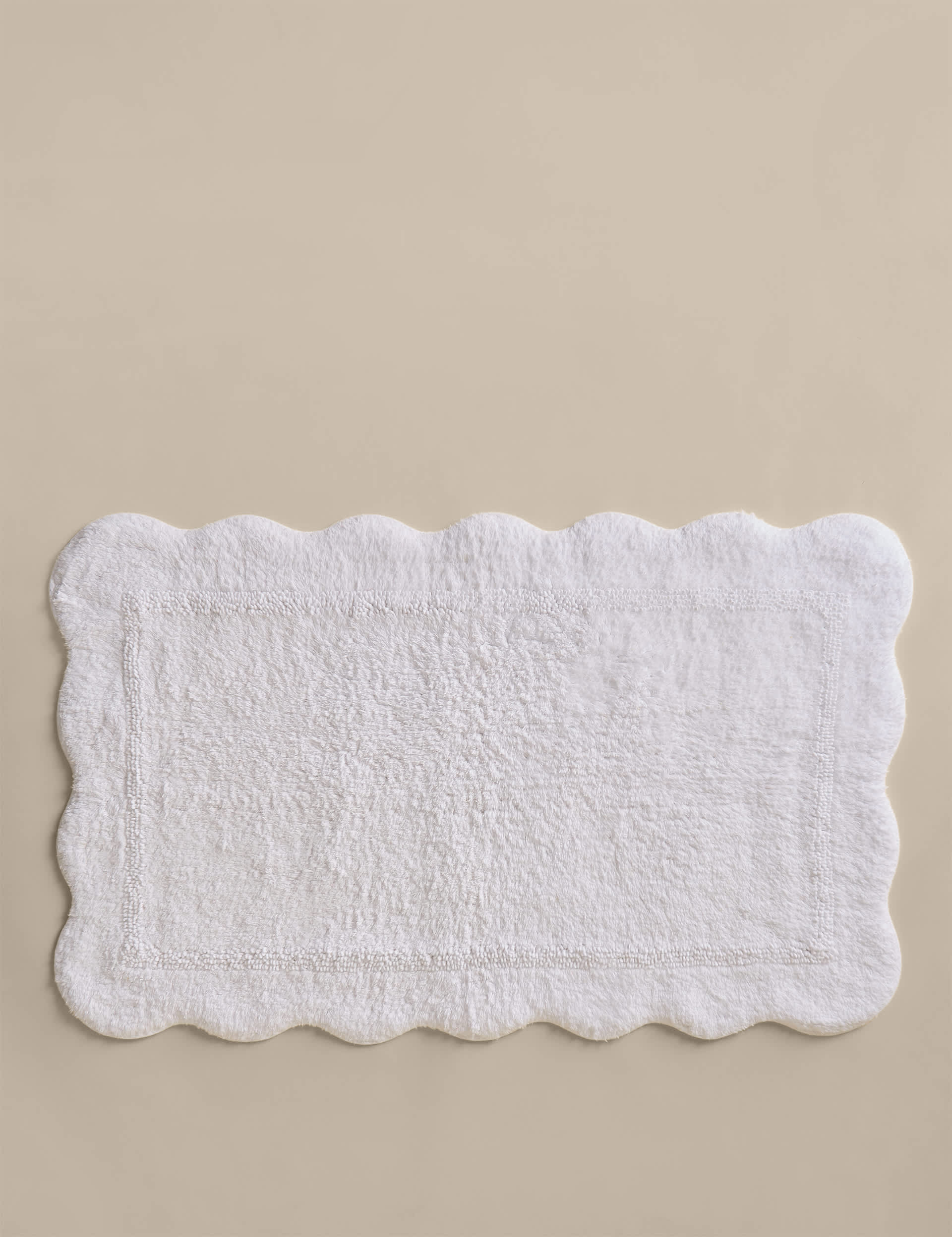 Pure Cotton Scalloped Bath Mat