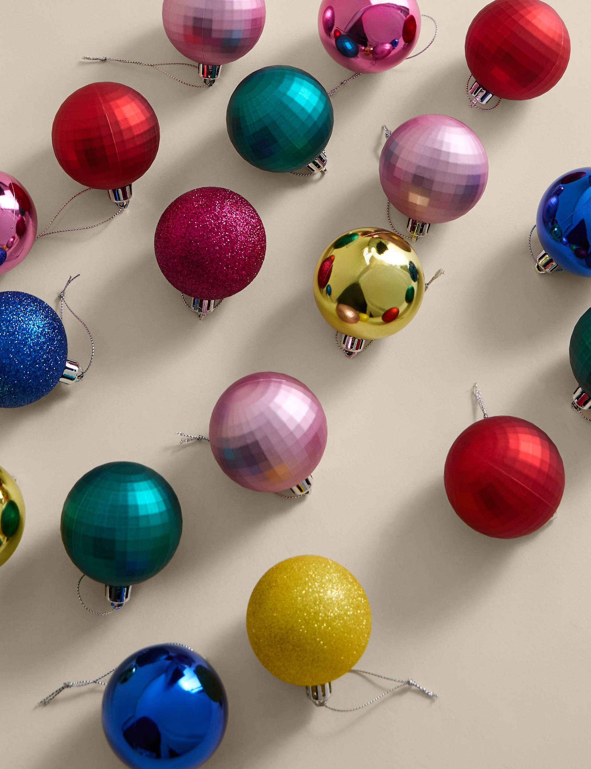 24pk Multicoloured Shatterproof Baubles