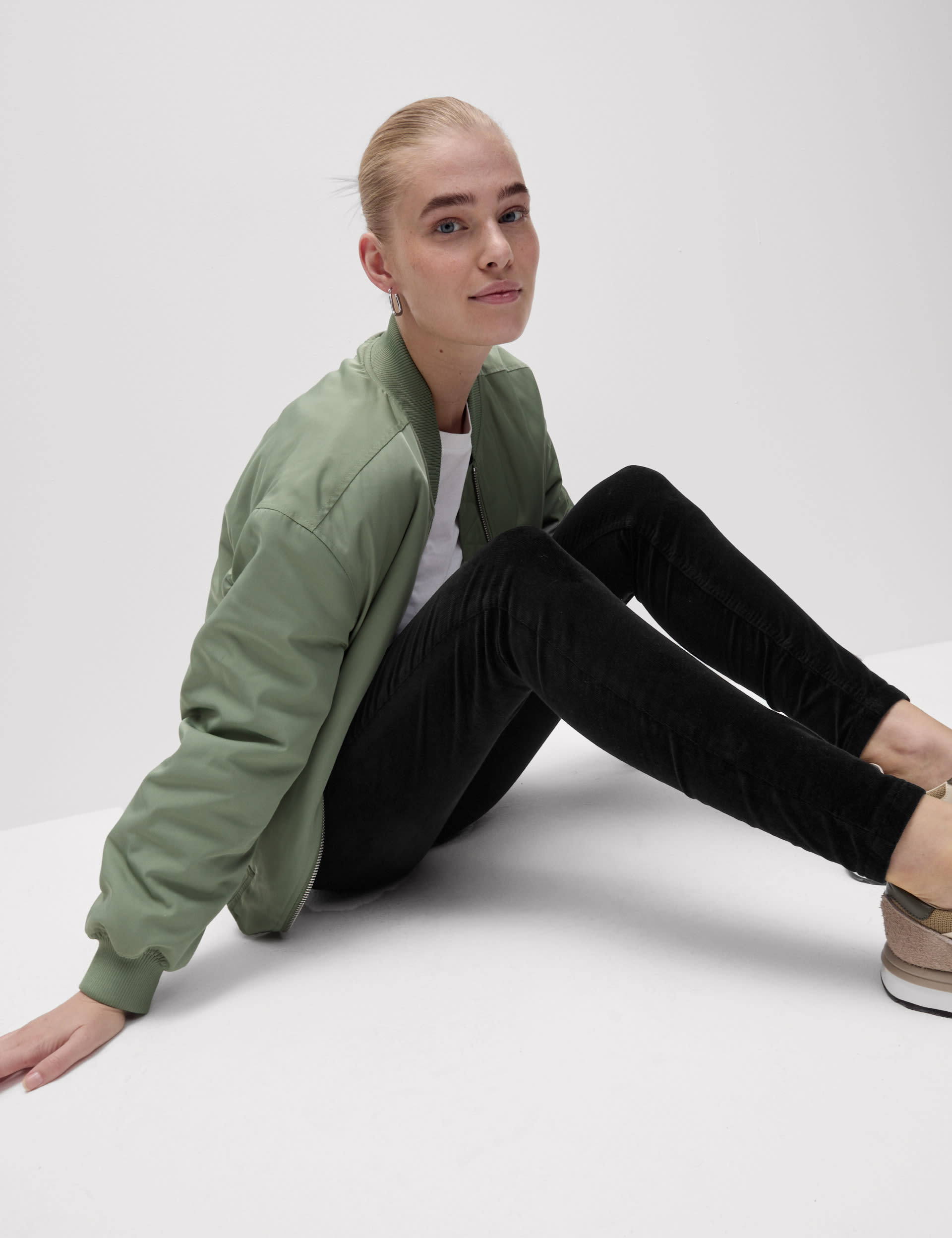 Black cord jeggings deals