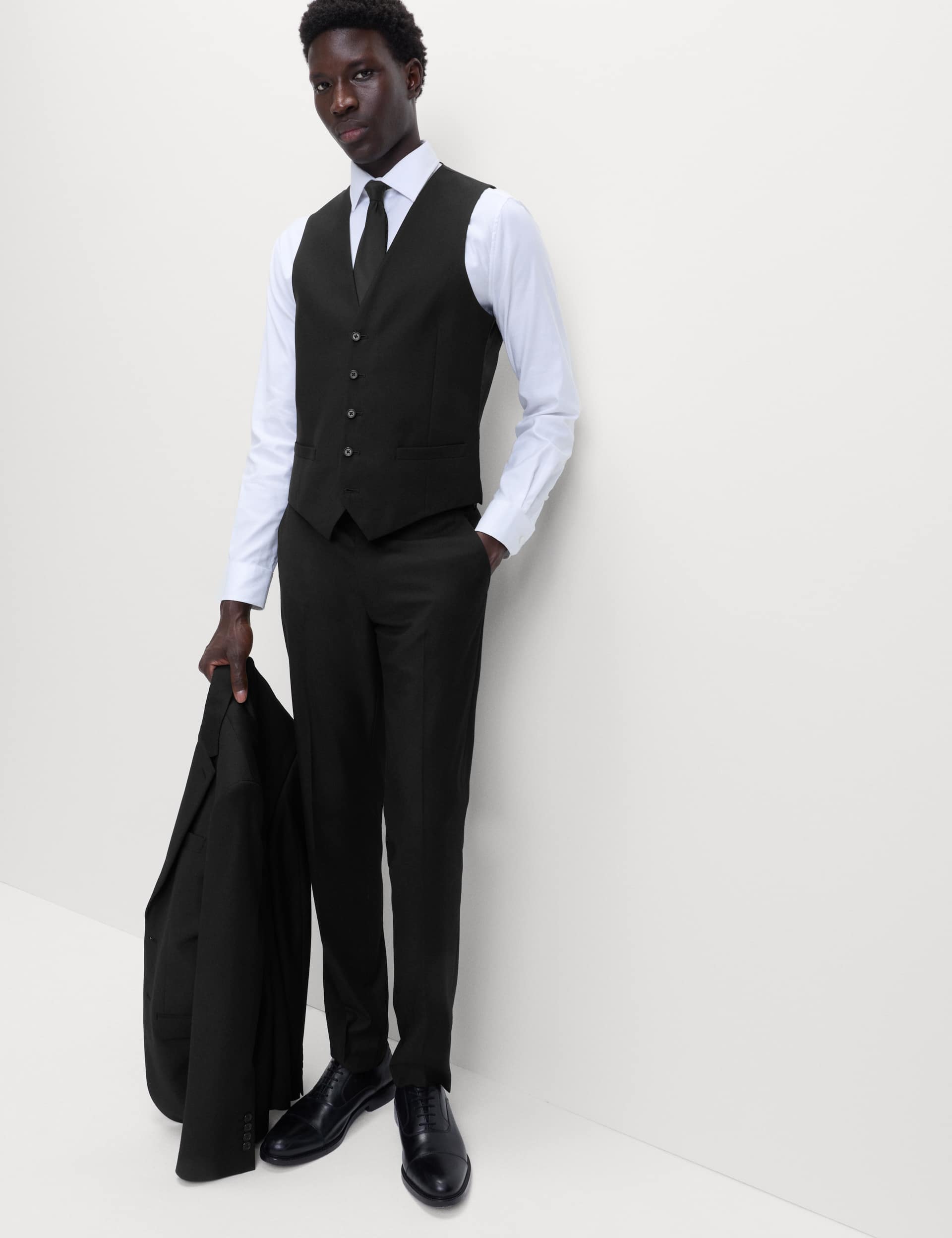 Ultimate Waistcoat With Stretch thumbnail 6