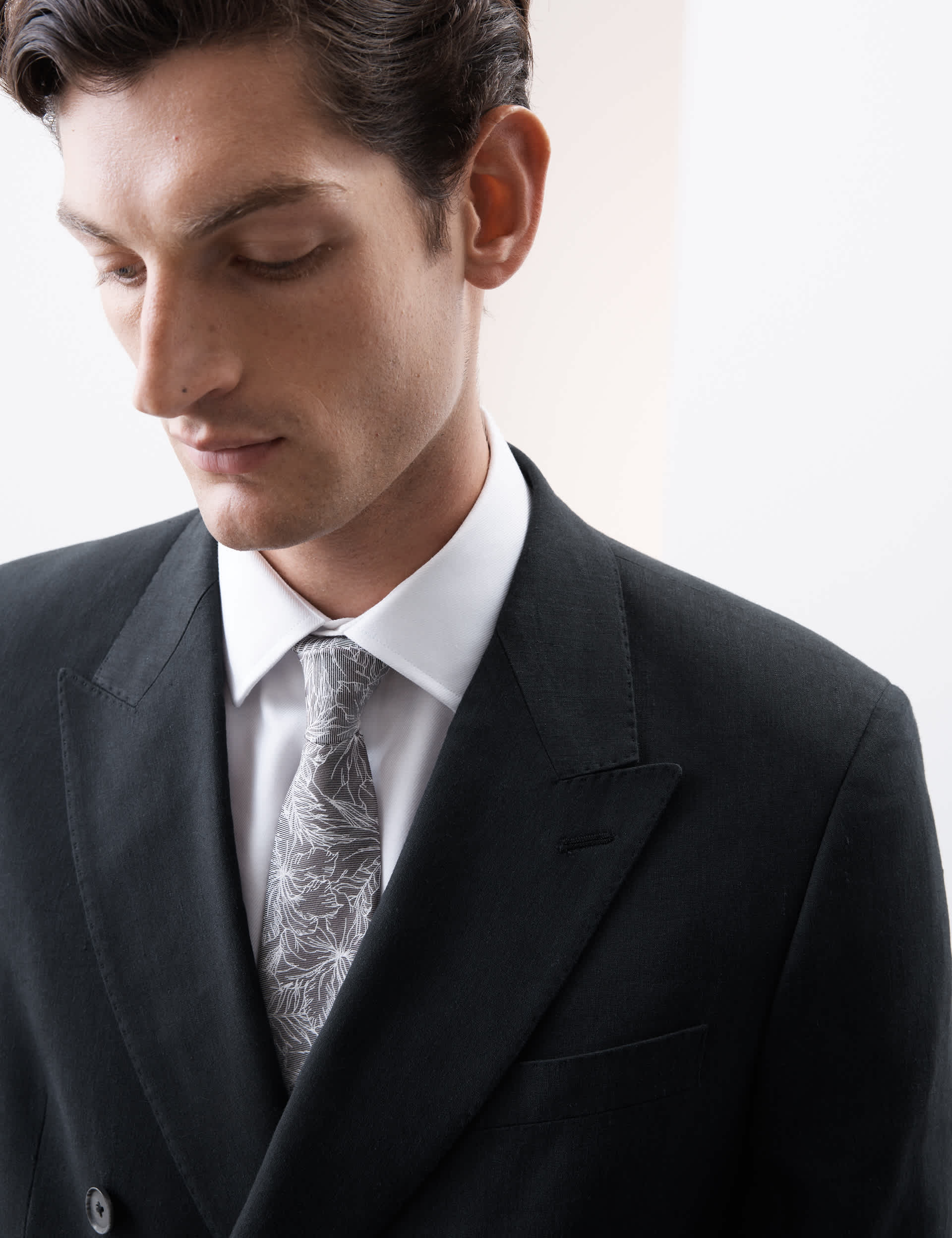 Tailored Fit Italian Performance Linen Blend Double Breasted Suit Jacket thumbnail 9