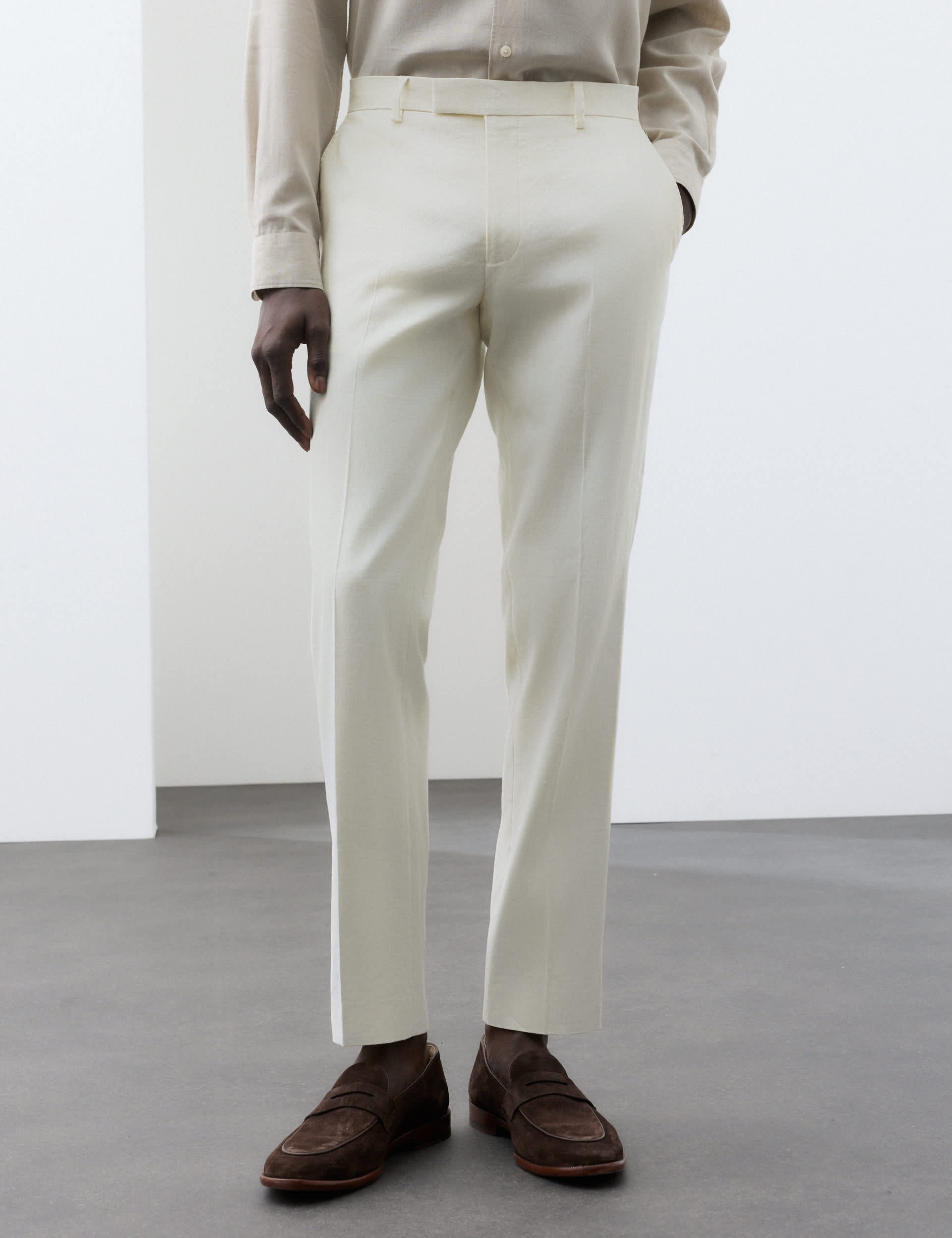Tailored Fit Italian Performance Linen Blend Suit Trousers primary image