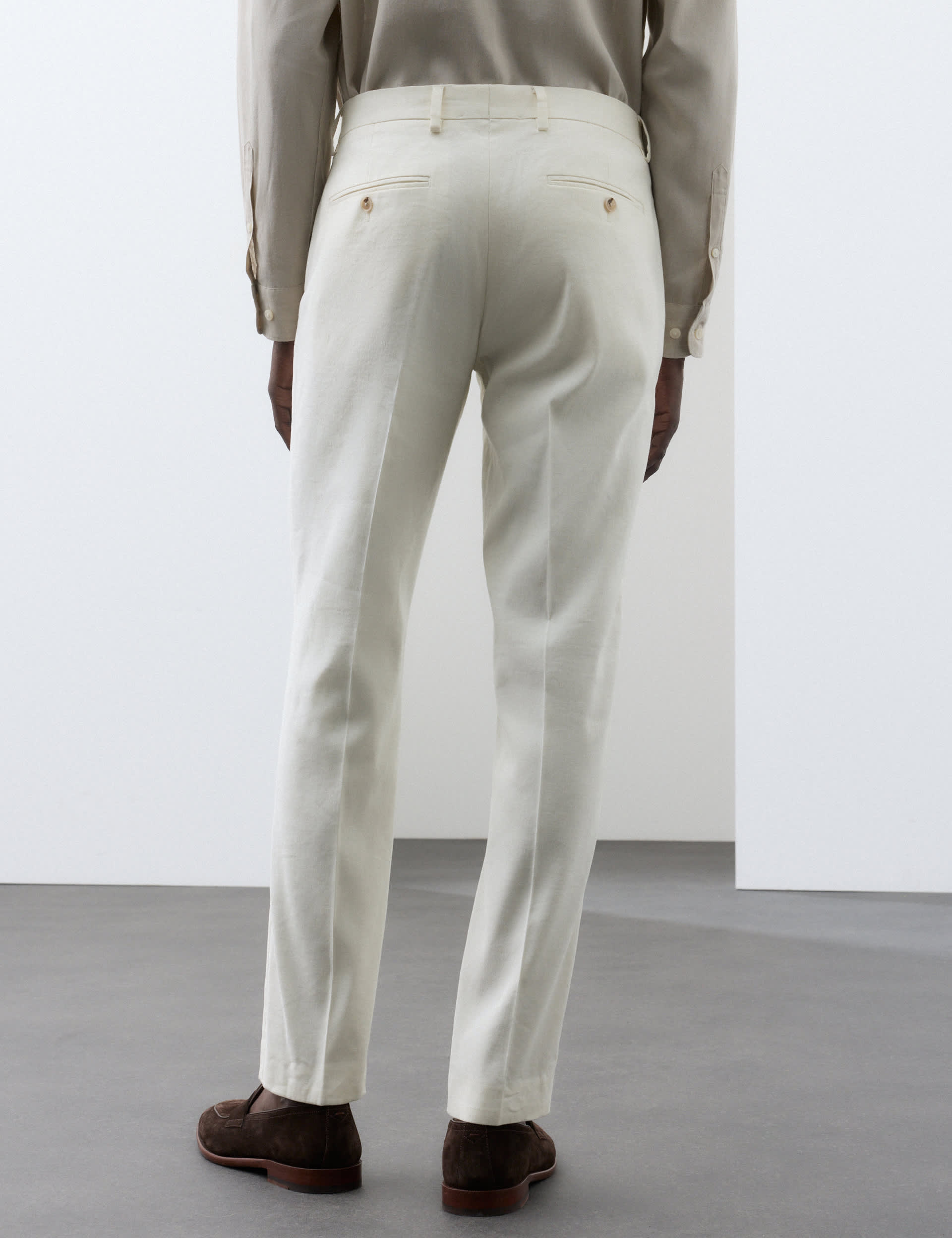 Tailored Fit Italian Performance Linen Blend Suit Trousers thumbnail 3