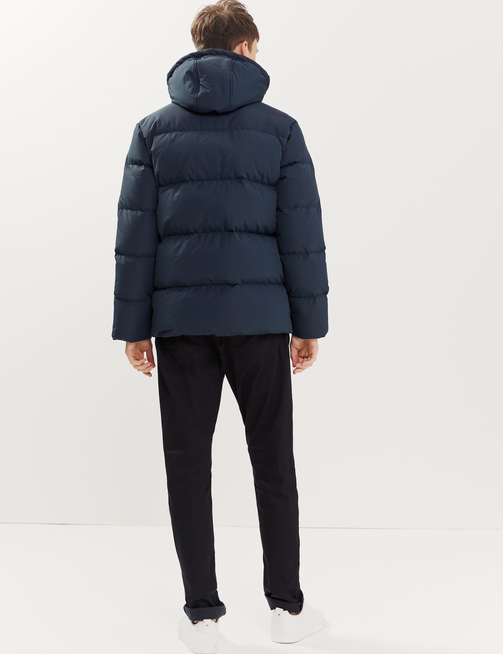 Jaeger puffer jacket hotsell