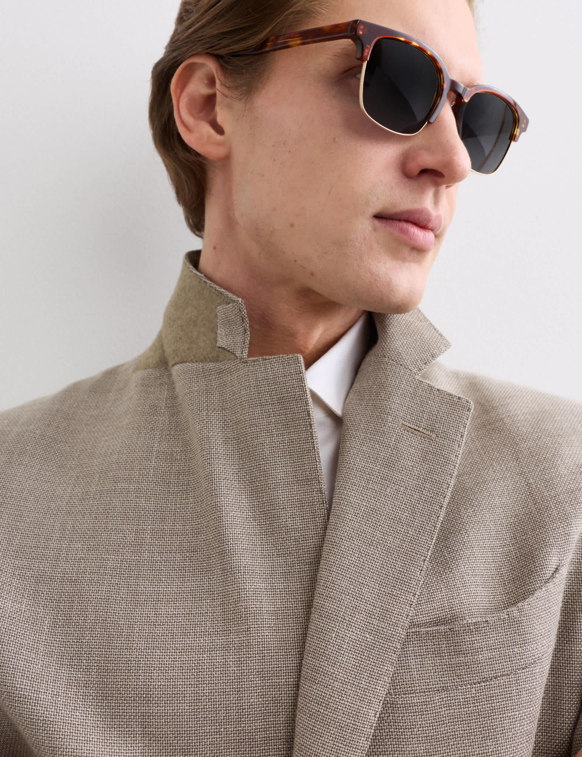 Tailored Fit Italian Wool Rich Blazer with Silk thumbnail 4
