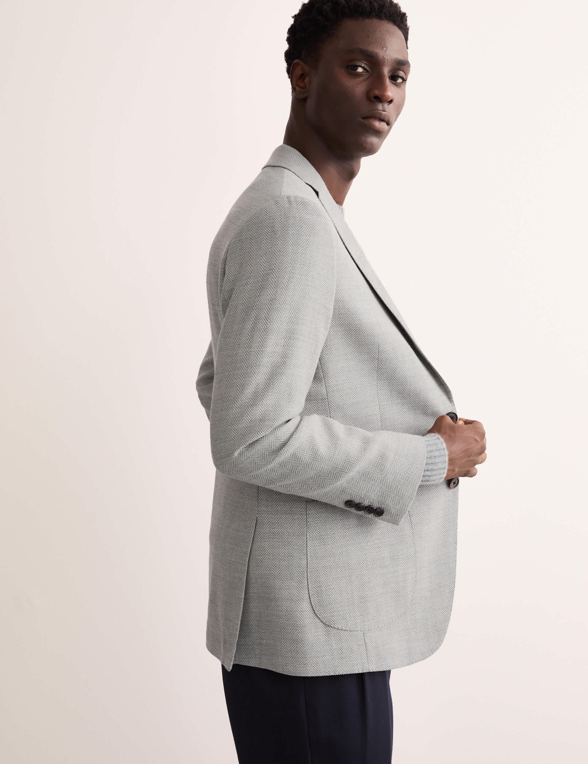 Tailored Fit Wool Herringbone Blazer