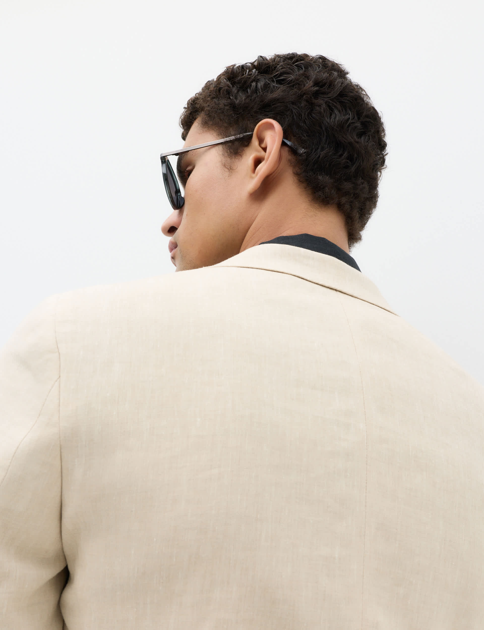 Tailored Fit Linen Cotton Blend Herringbone Blazer thumbnail 6