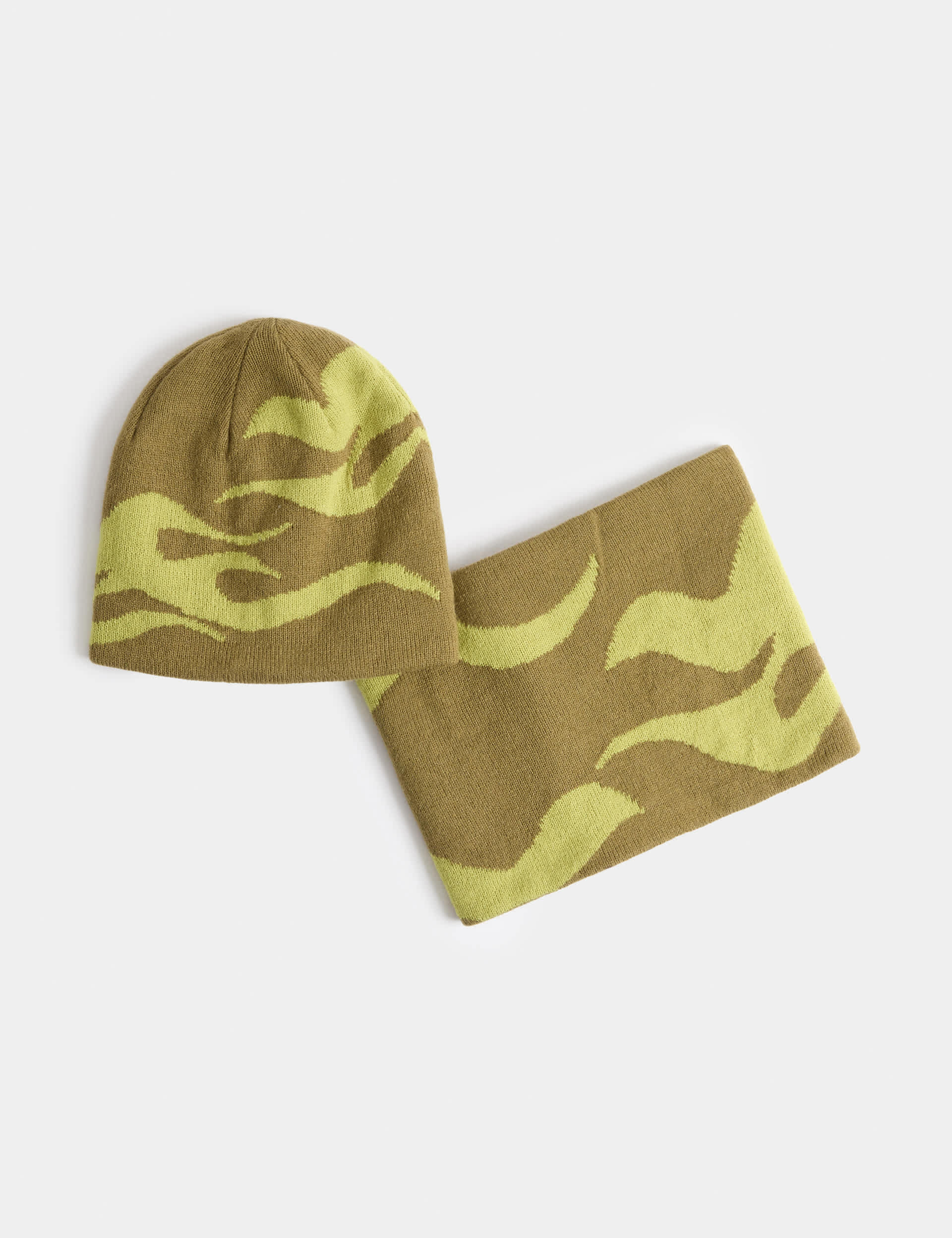 2pc Flame Hat Scarf Glove Set