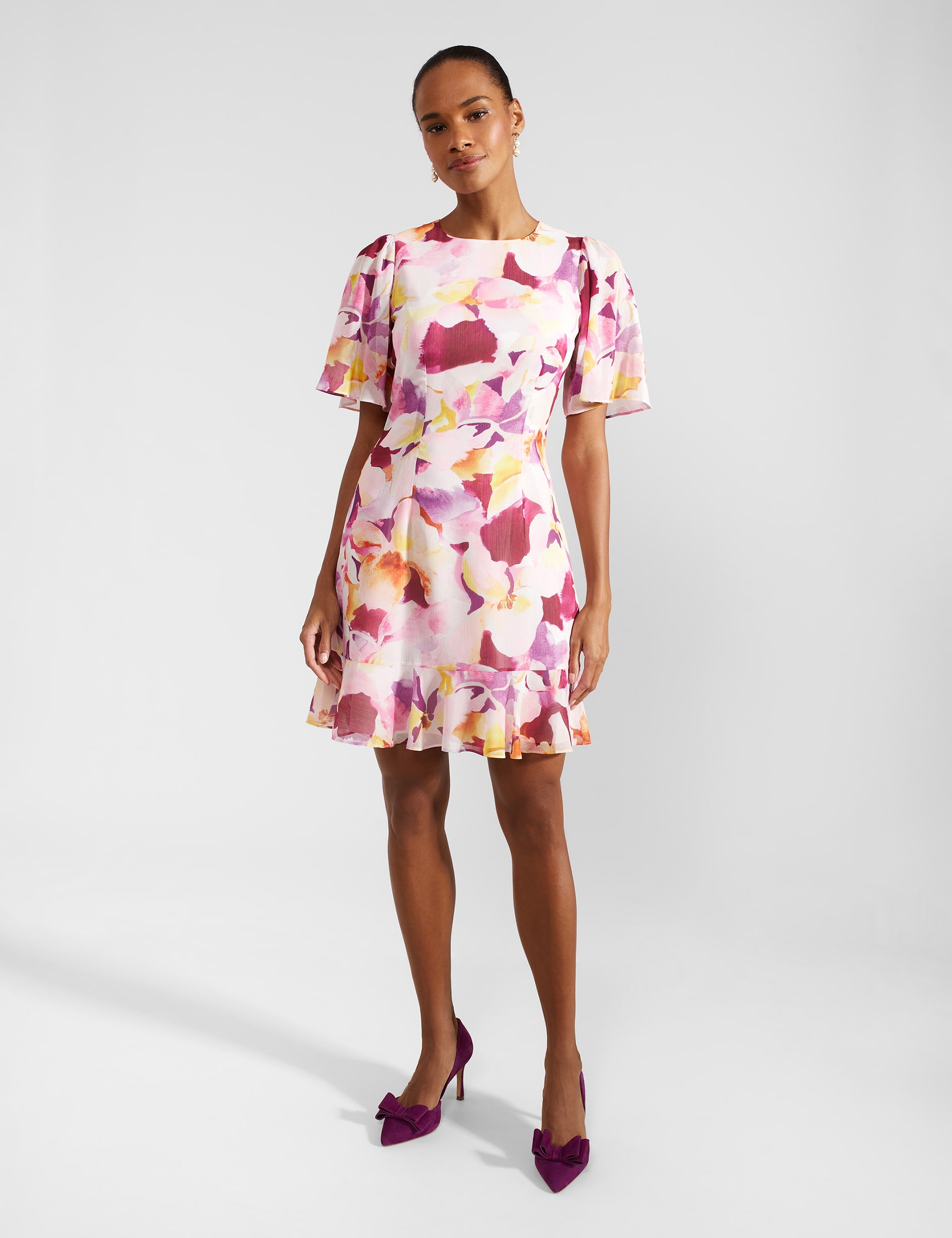 Floral shift dress with sleeves cheap