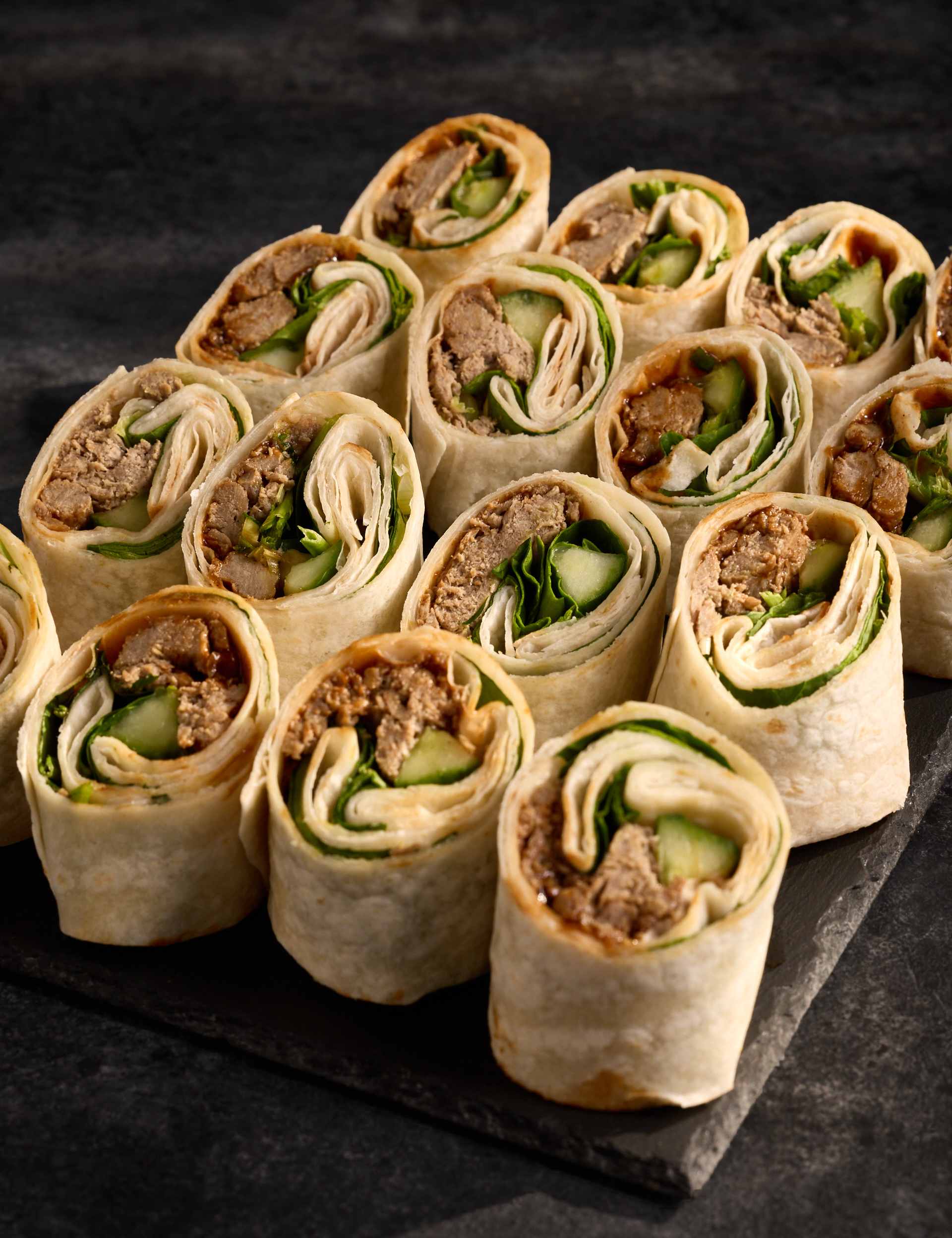 Plant Kitchen Wrap Platter (16 Pieces)