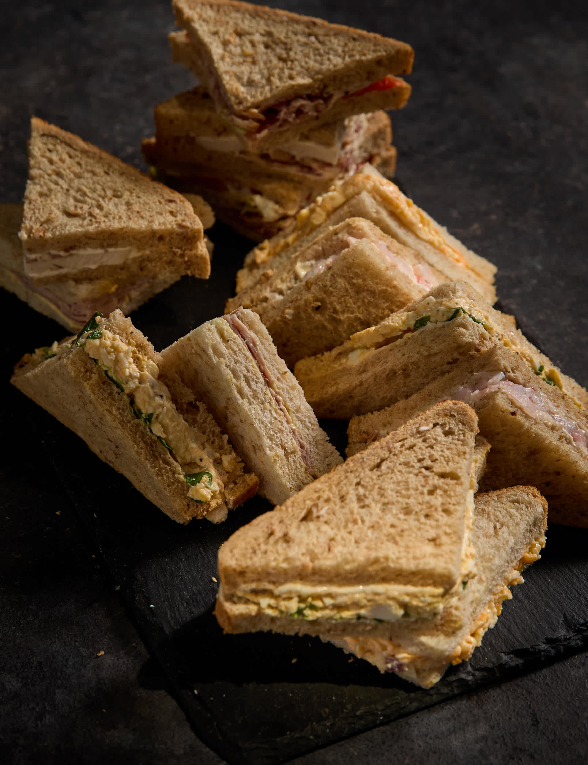 Classic Sandwich Selection (14 Pieces)