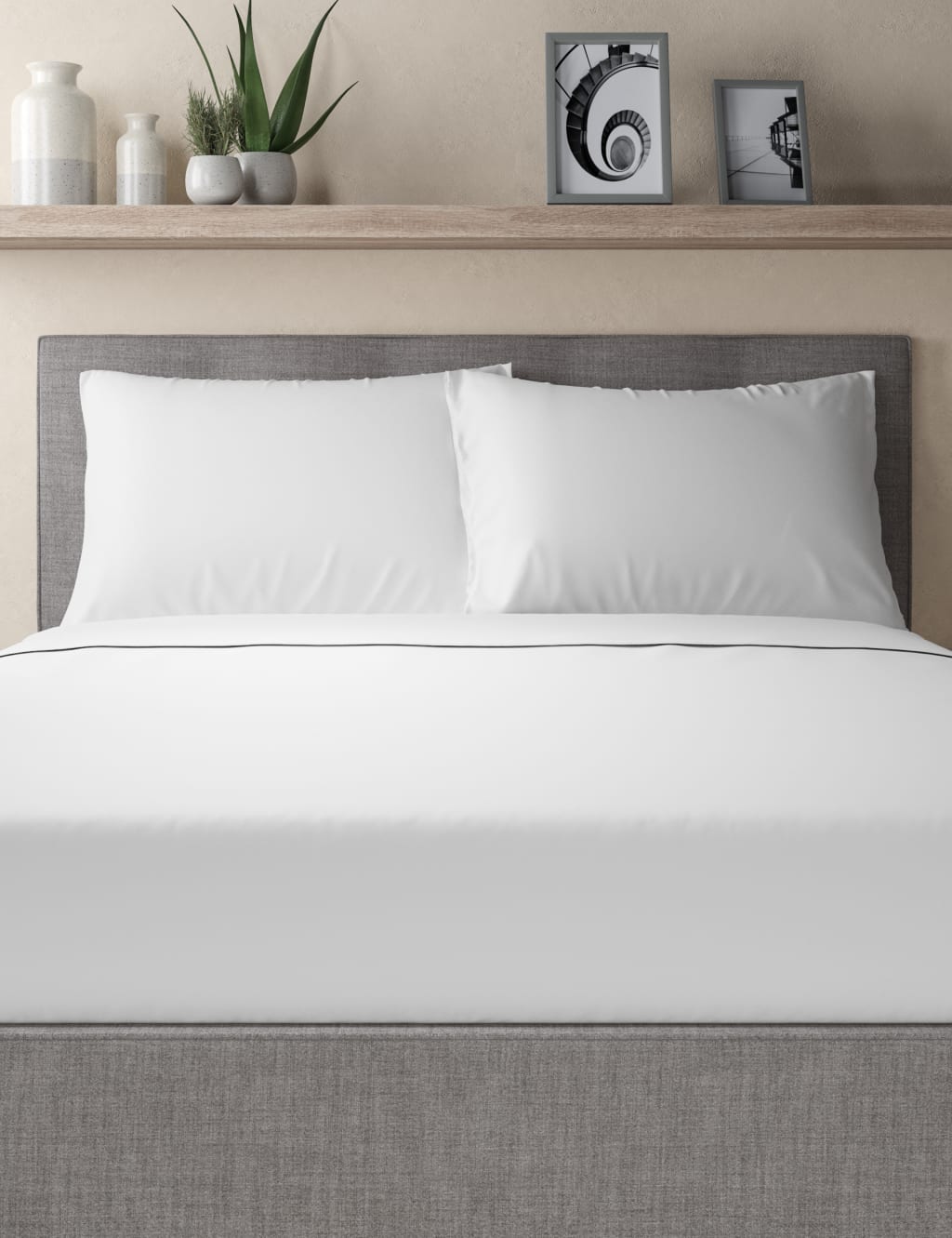Pure Cotton Percale 300 Thread Count Pillowcase 1 of 2
