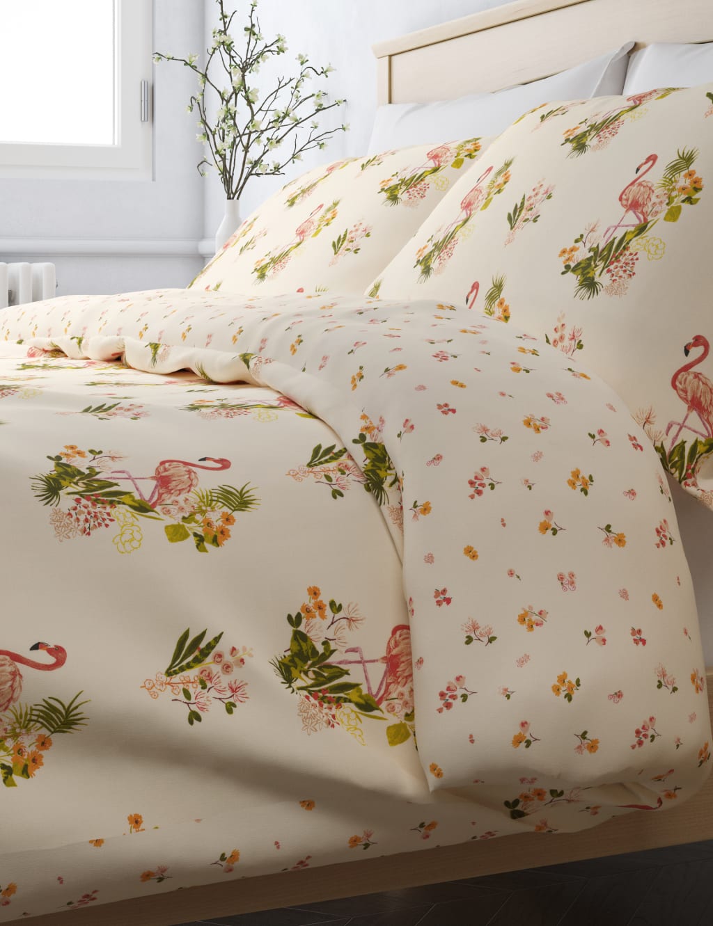 Floral Flamingo Print Bedding Set 3 of 4