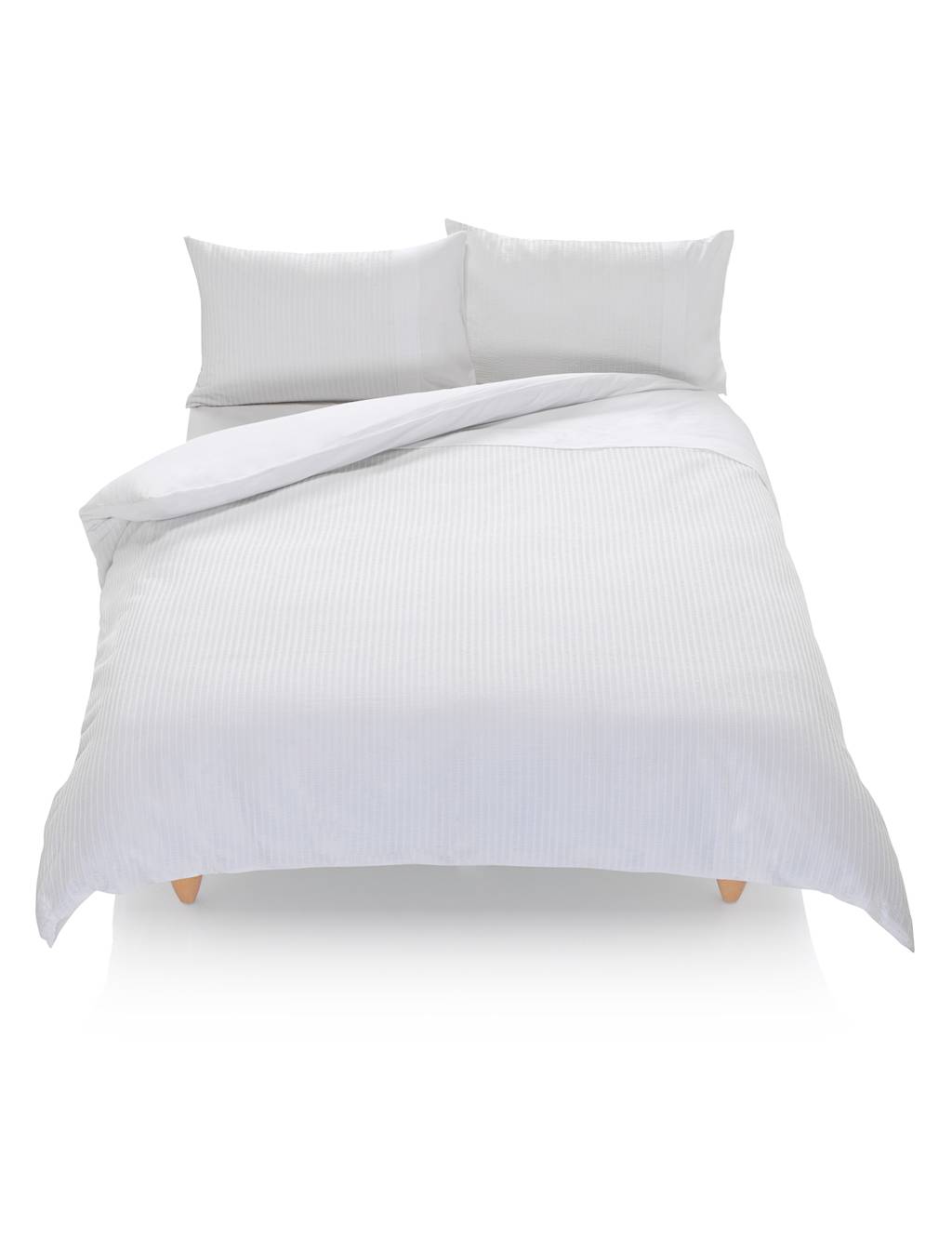 Smart Seersucker Bedding Set 1 of 4