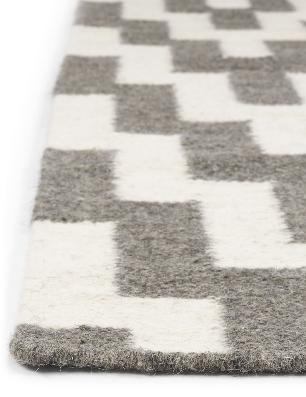 Graphic Kilim Rug 2 of 3