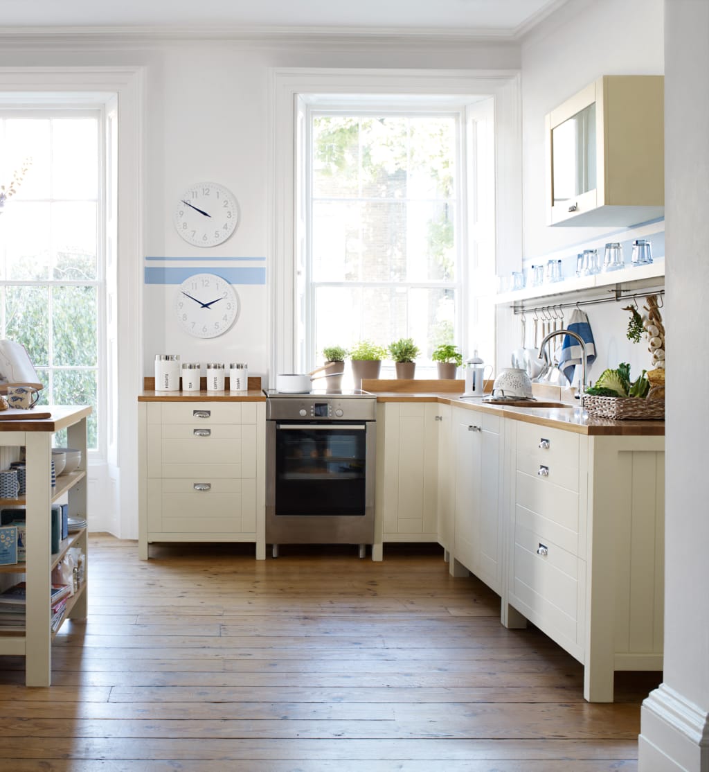 Oak Worktop with Sink & Tap Cut-out 3 of 4