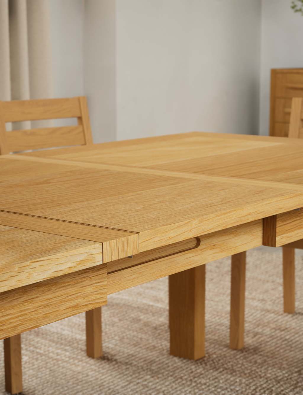 Sonoma™ 8-10 Seater Extending Dining Table 4 of 9