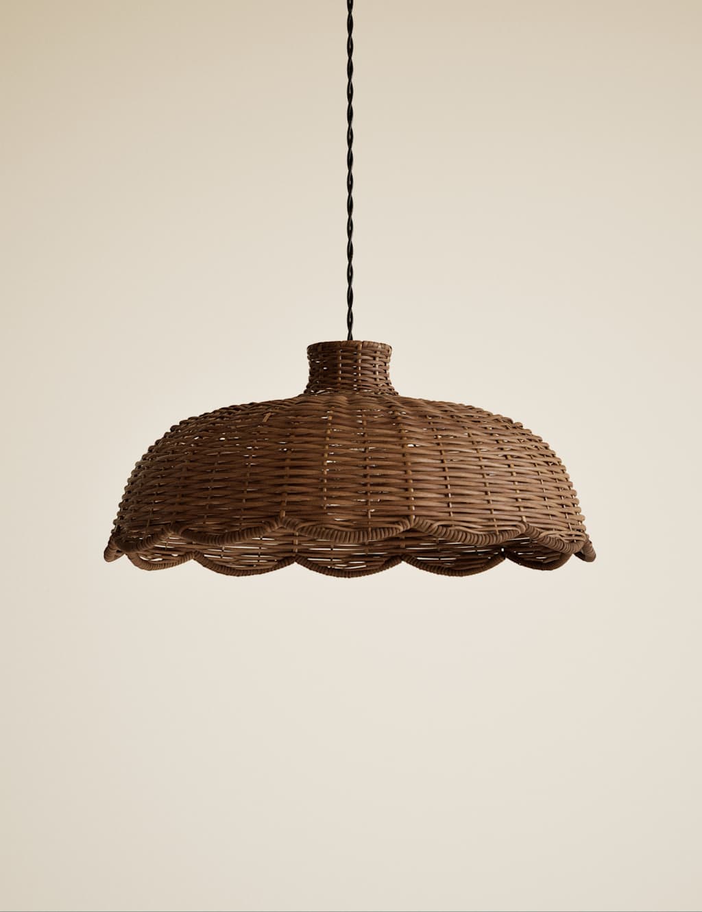 Scallop Rattan Shade 4 of 6