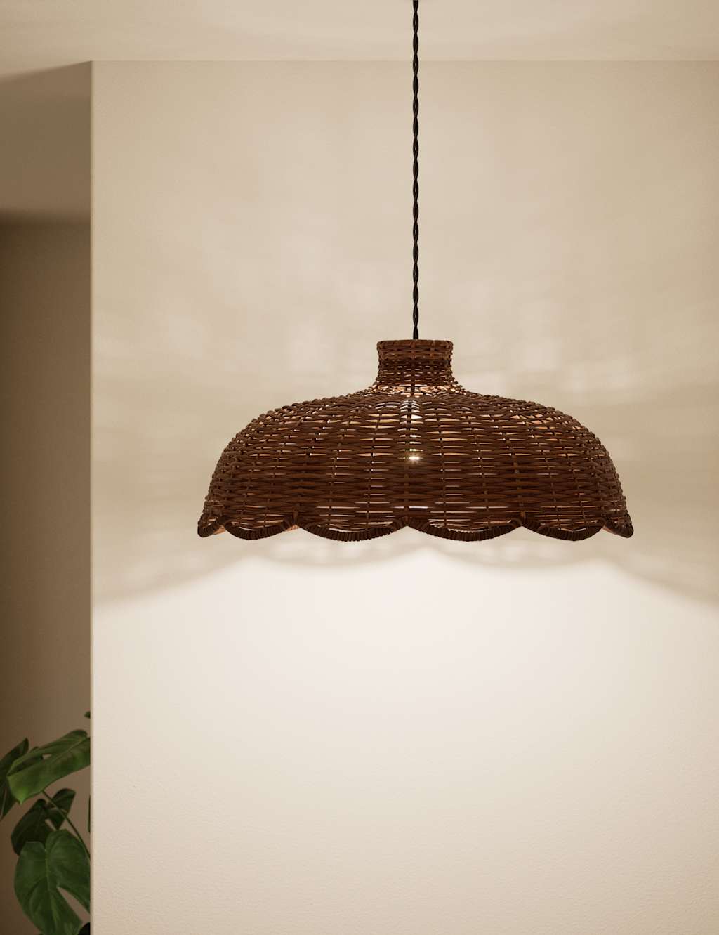 Scallop Rattan Shade 2 of 6
