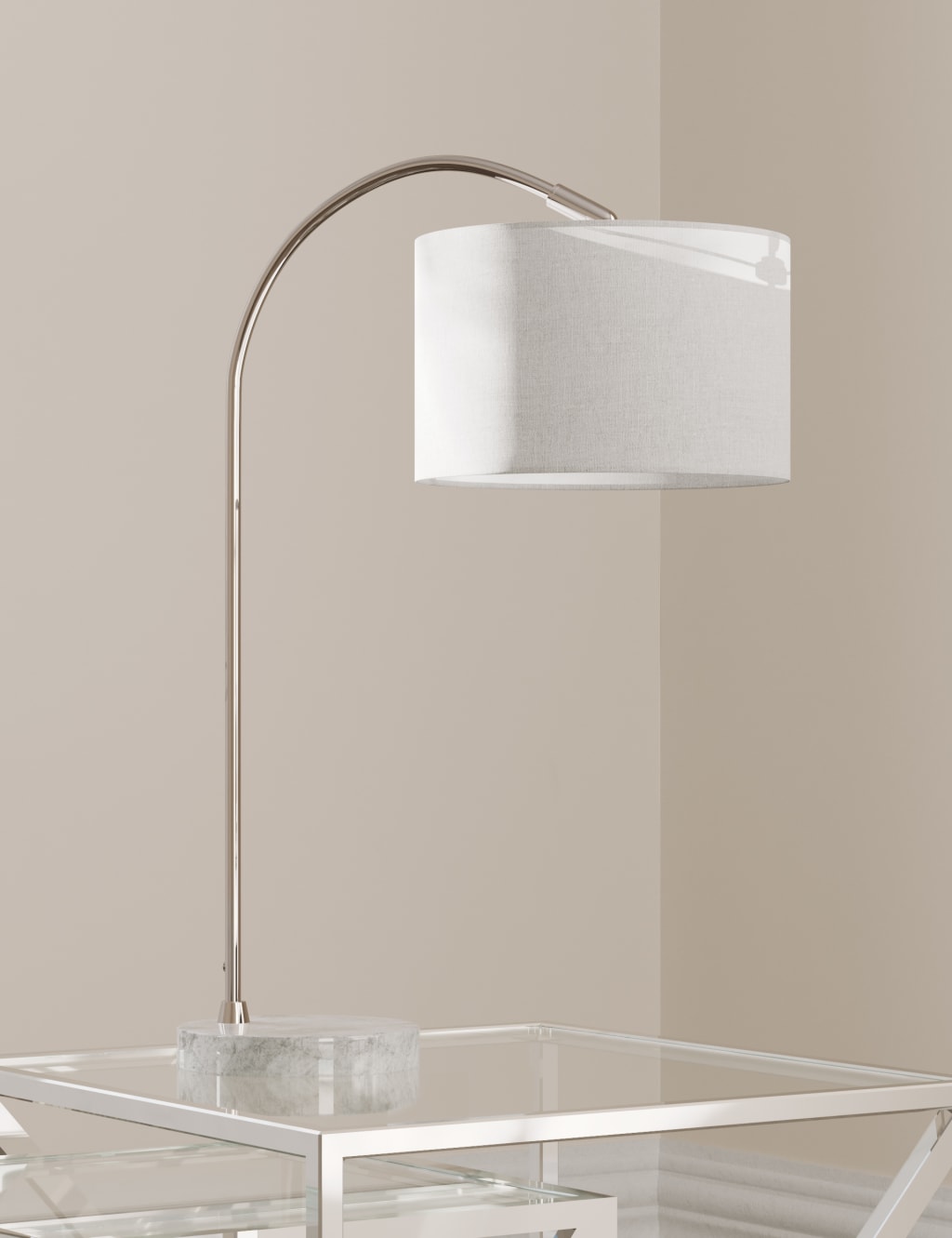 Curved Table Lamp 3 of 6