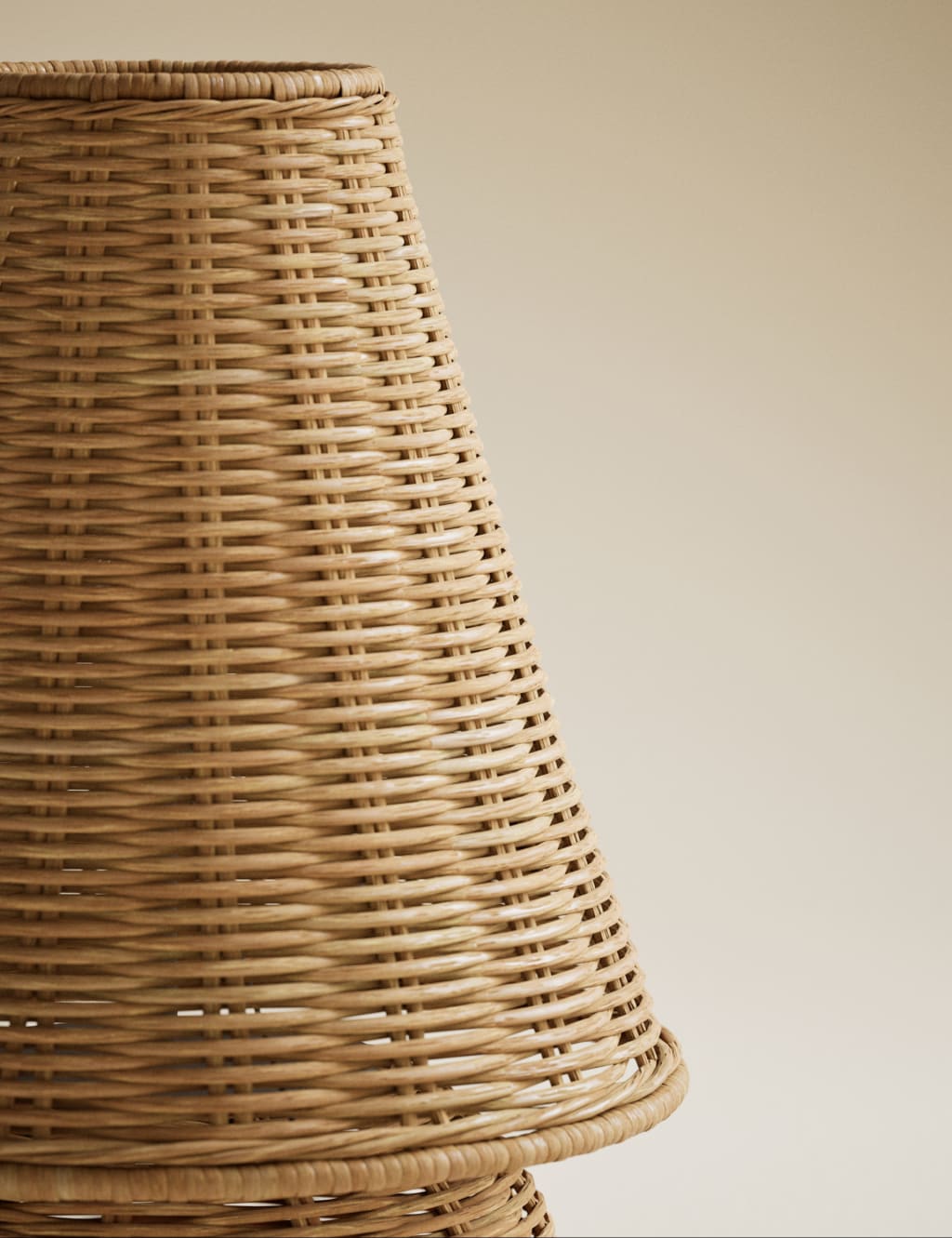 Amie Table Lamp 6 of 6