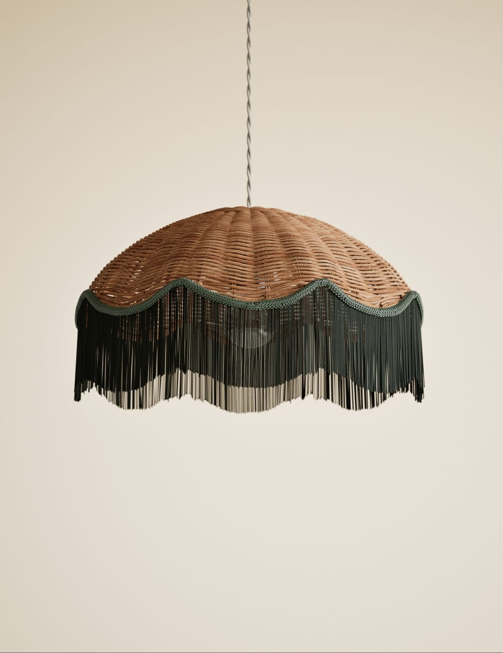 Wicker Tassel Easy Fit Lamp Shade 3 of 5
