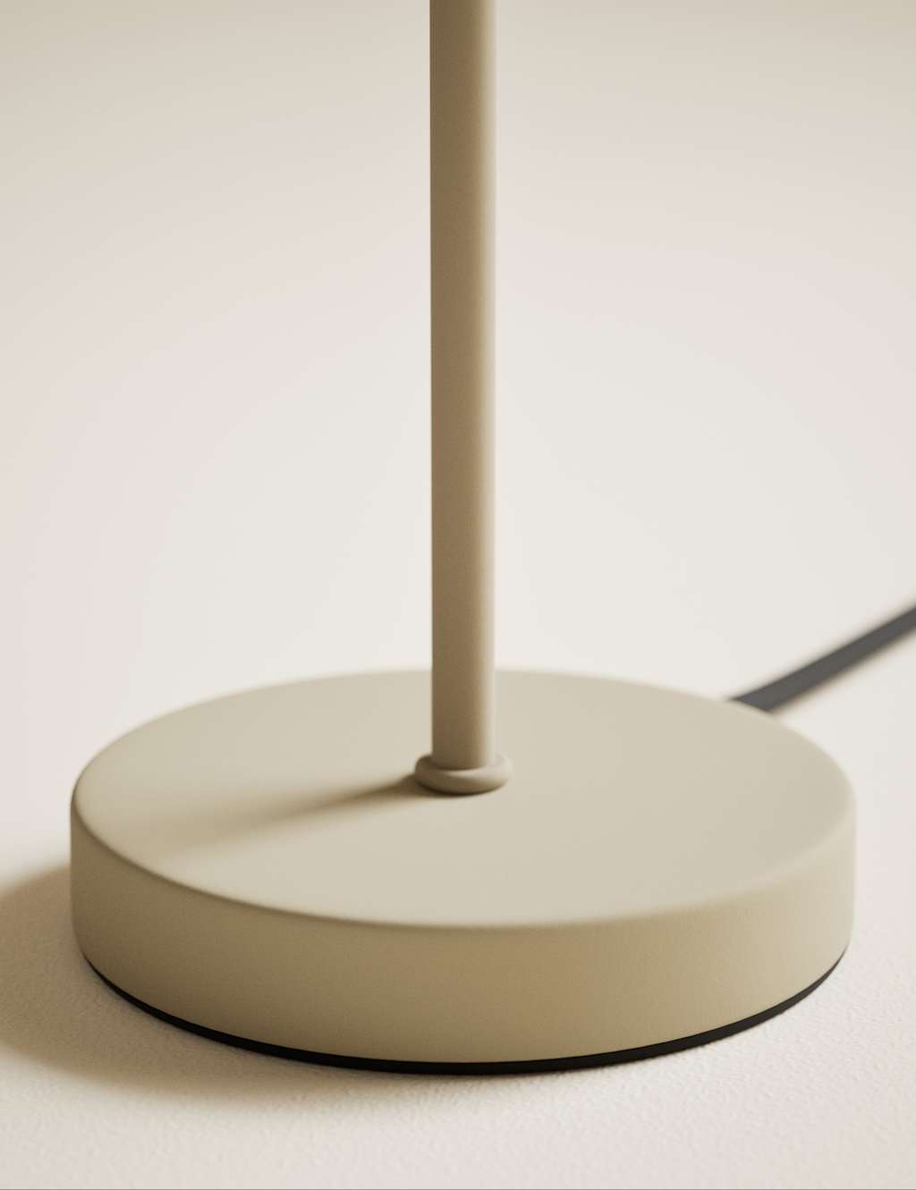 Metal Dome Table Lamp 4 of 6