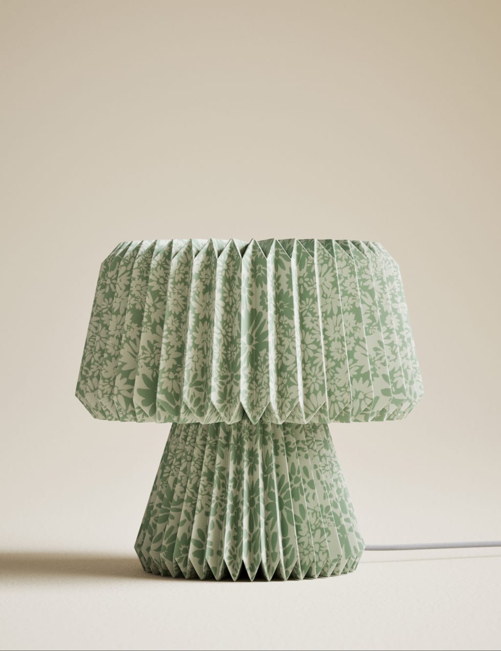 Paper Daisy Table Lamp 3 of 5