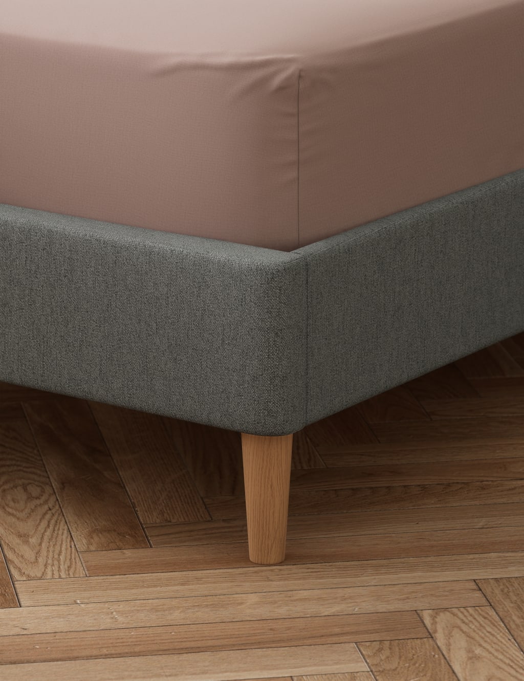 Comfortably Cool Lyocell Rich Extra Deep Fitted Sheet 1 of 3