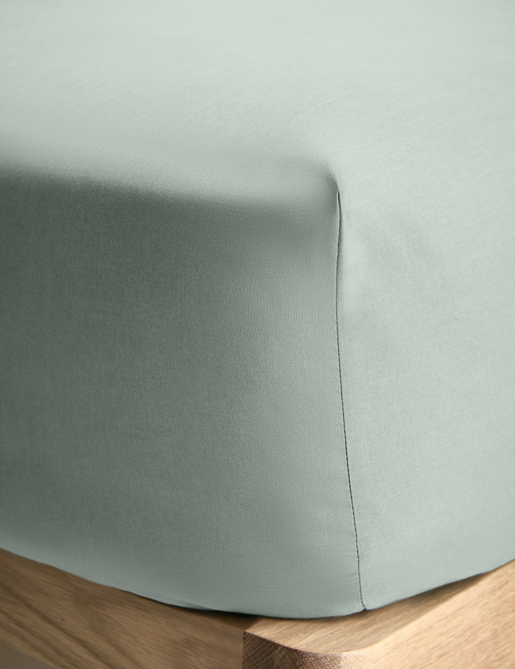 Cotton Rich Extra Deep Fitted Sheet 2 of 3