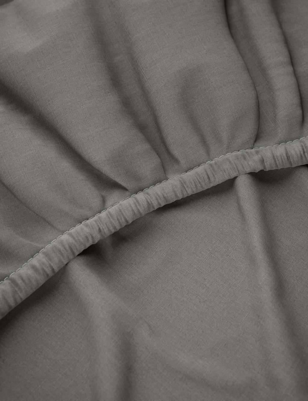 Cotton Rich Extra Deep Fitted Sheet 2 of 2