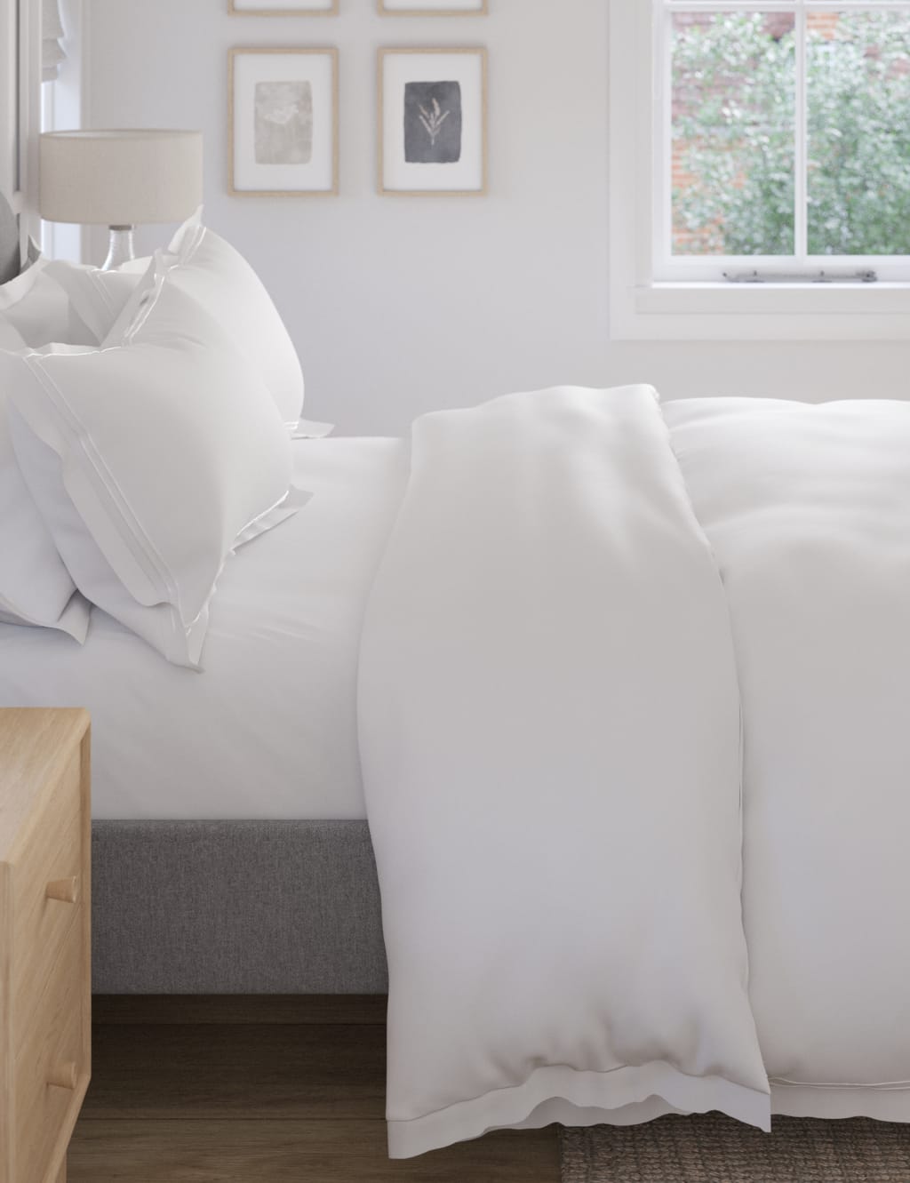 600 Thread Count Sateen Bedding Set 3 of 4