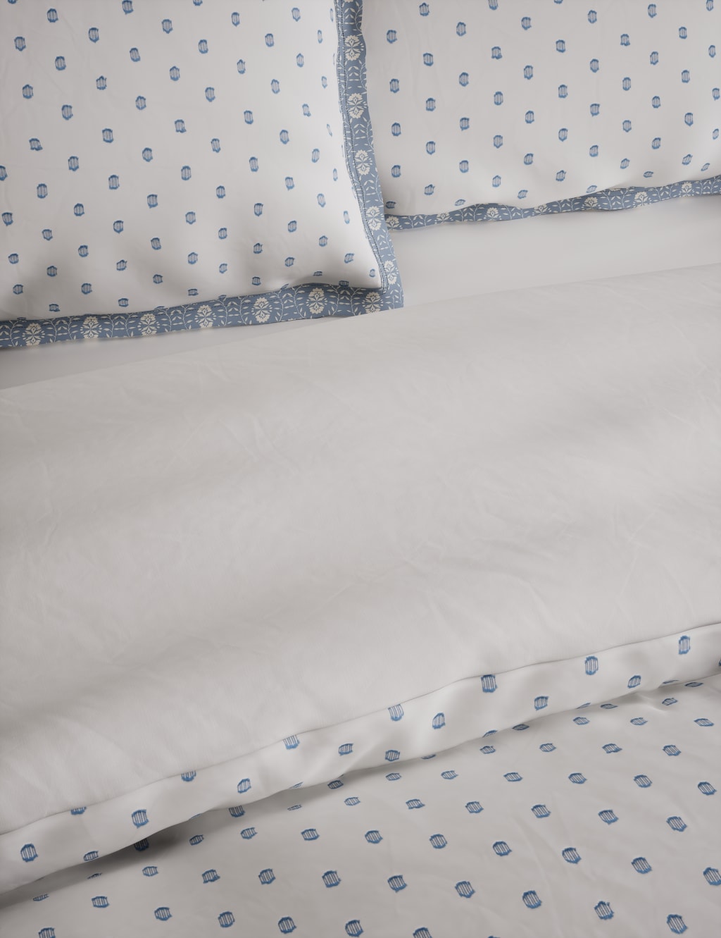 Pure Cotton Spotty Jacquard Bedding Set 5 of 5