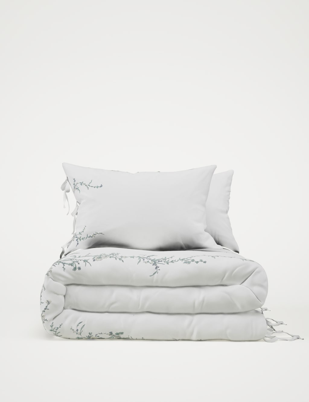 Pure Cotton Tamsin Trailing Blossom Bedding Set 2 of 6