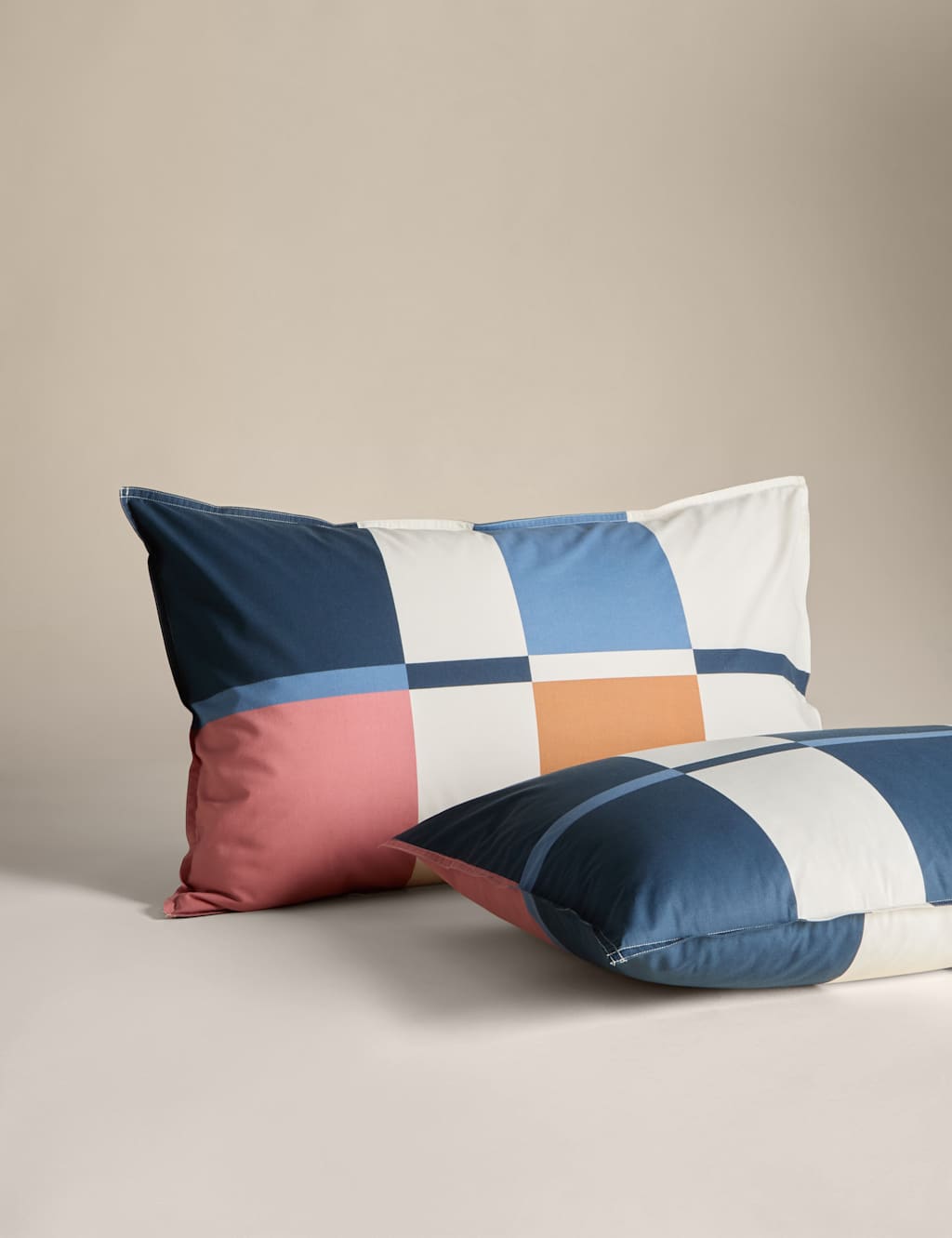 Cotton Rich Geometric Bedding Set 3 of 7