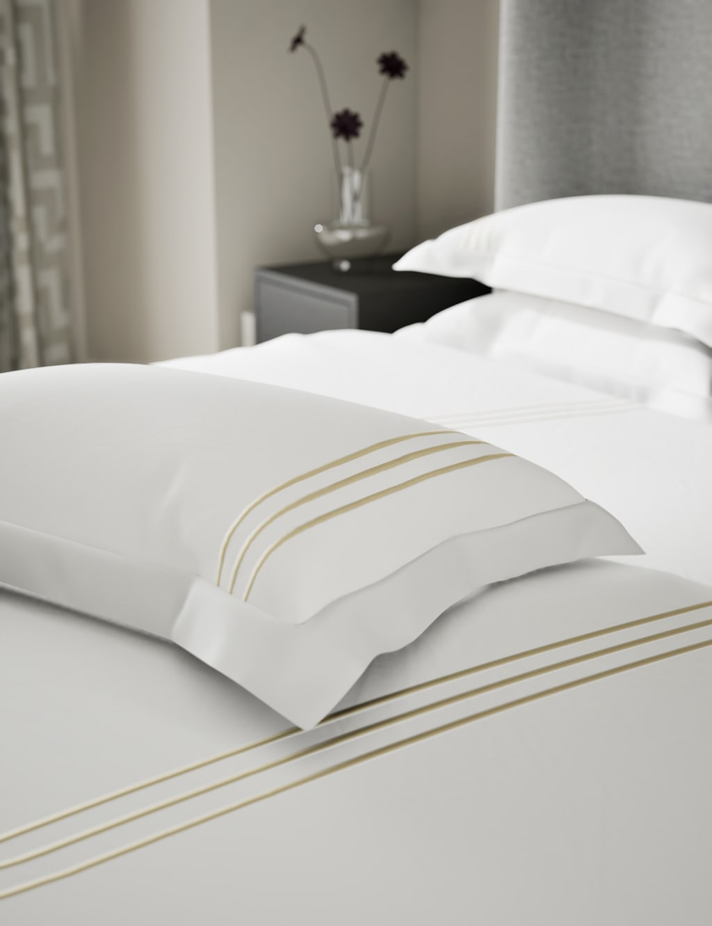 Baretta Stitch Bedding Set 5 of 6